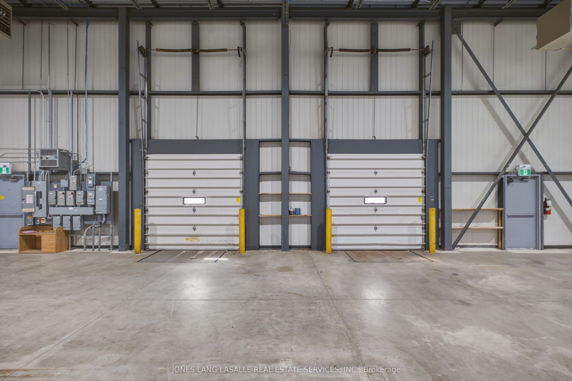 55 Fleming Drive, #18-19, Cambridge, Waterloo ON N1T 2A9 55 Fleming Drive, #18-19, Cambridge, Waterloo ON N1T 2A9