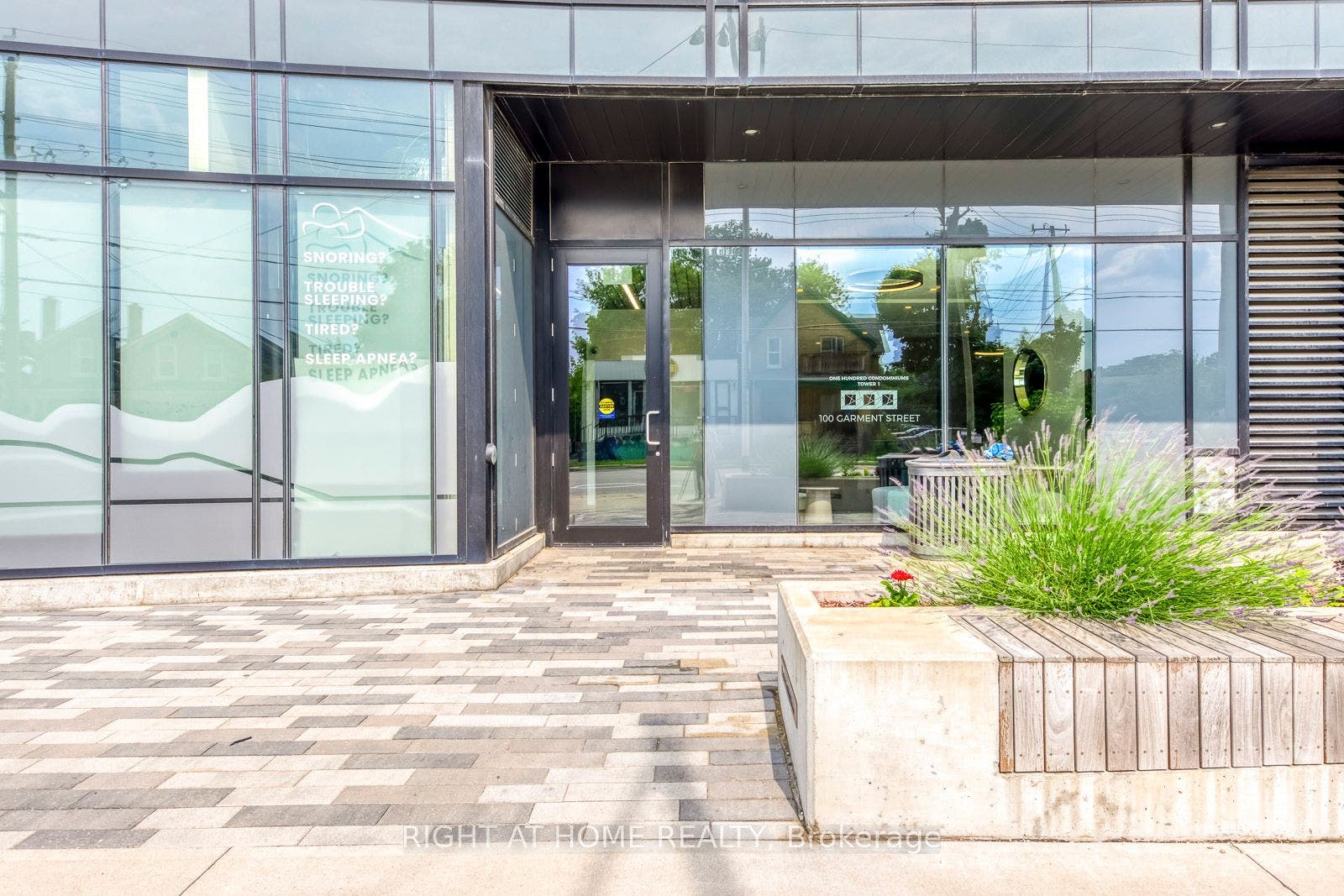 100 GARMENT Street, #1102, Kitchener, Waterloo ON N2G 0E2 100 GARMENT Street, #1102, Kitchener, Waterloo ON N2G 0E2