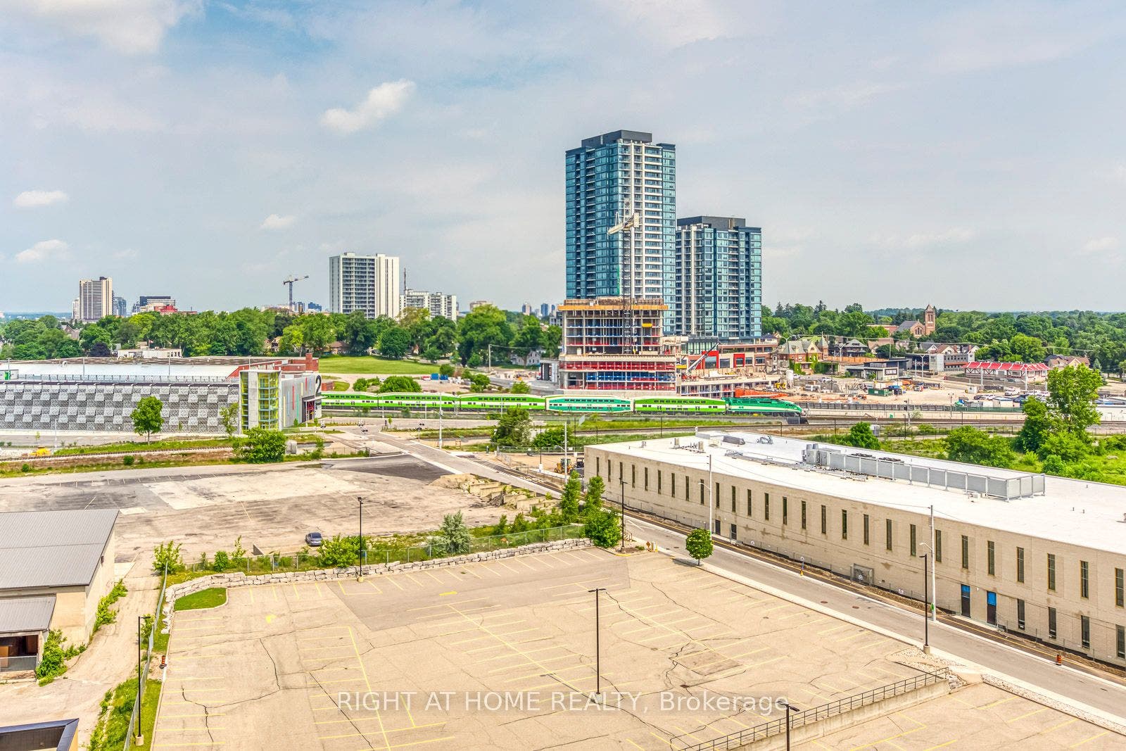 100 GARMENT Street, #1102, Kitchener, Waterloo ON N2G 0E2 100 GARMENT Street, #1102, Kitchener, Waterloo ON N2G 0E2
