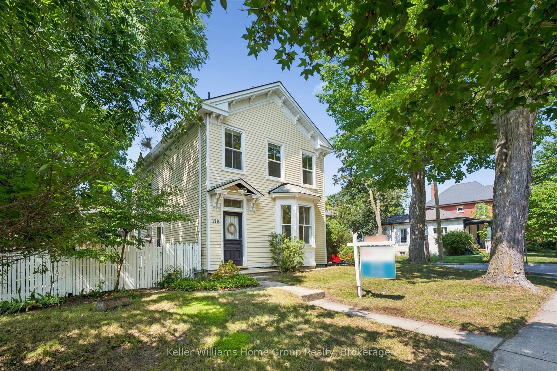 129 Suffolk Street W, Guelph, Wellington ON N1H 2J6 129 Suffolk Street W, Guelph, Wellington ON N1H 2J6