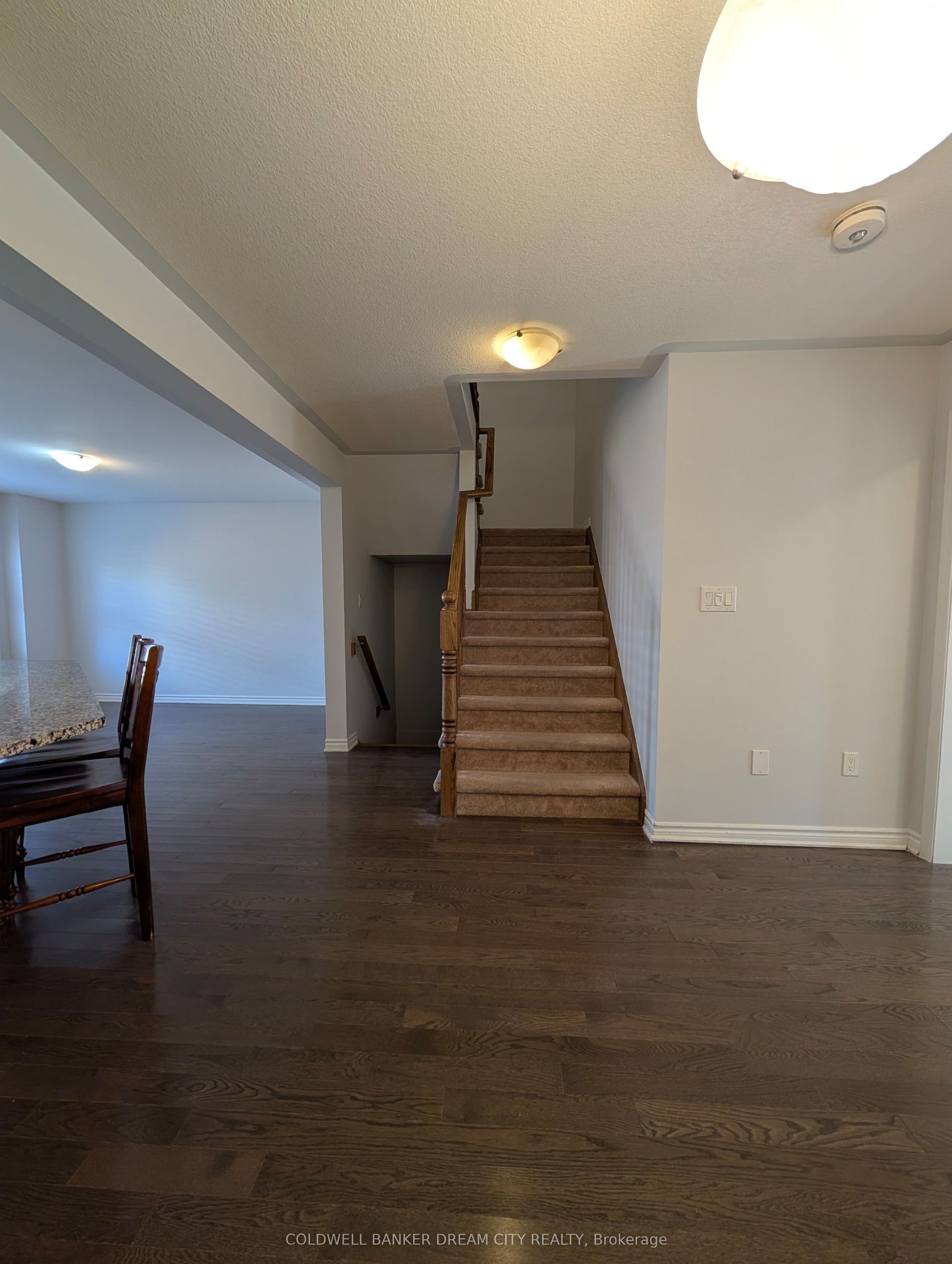 19 Ridge Road, #31, Cambridge, Waterloo ON N3E 0C7 19 Ridge Road, #31, Cambridge, Waterloo ON N3E 0C7