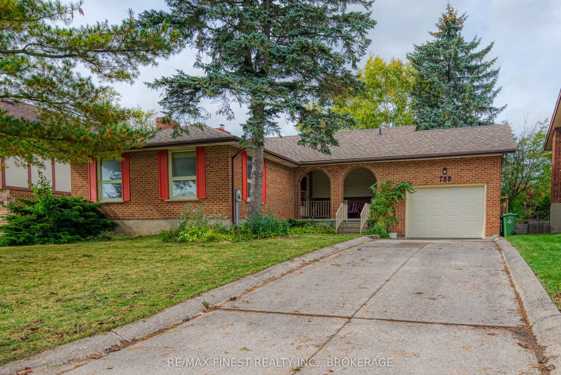 788 Kimberley Street, Kingston, Frontenac ON K7P 1C3