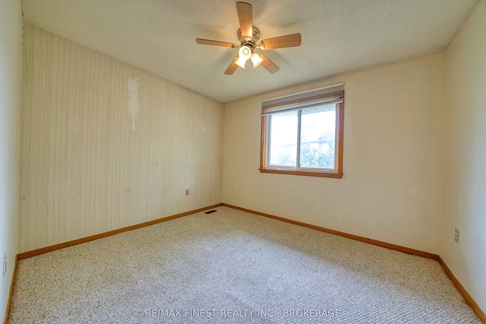 788 Kimberley Street, Kingston, Frontenac ON K7P 1C3