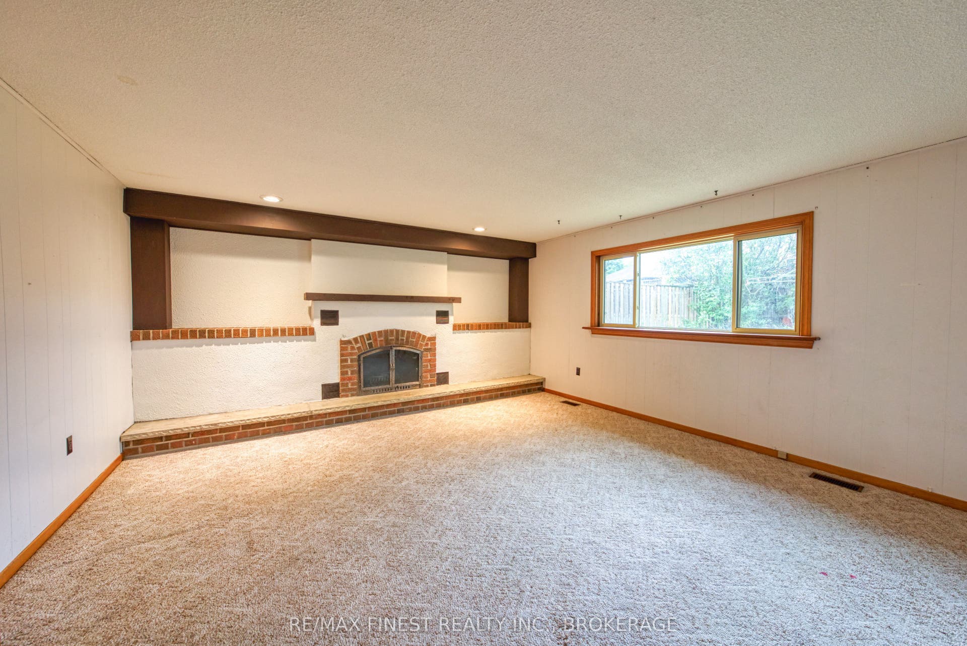 788 Kimberley Street, Kingston, Frontenac ON K7P 1C3