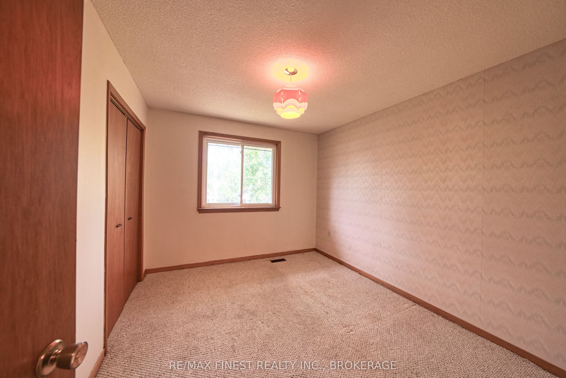 788 Kimberley Street, Kingston, Frontenac ON K7P 1C3