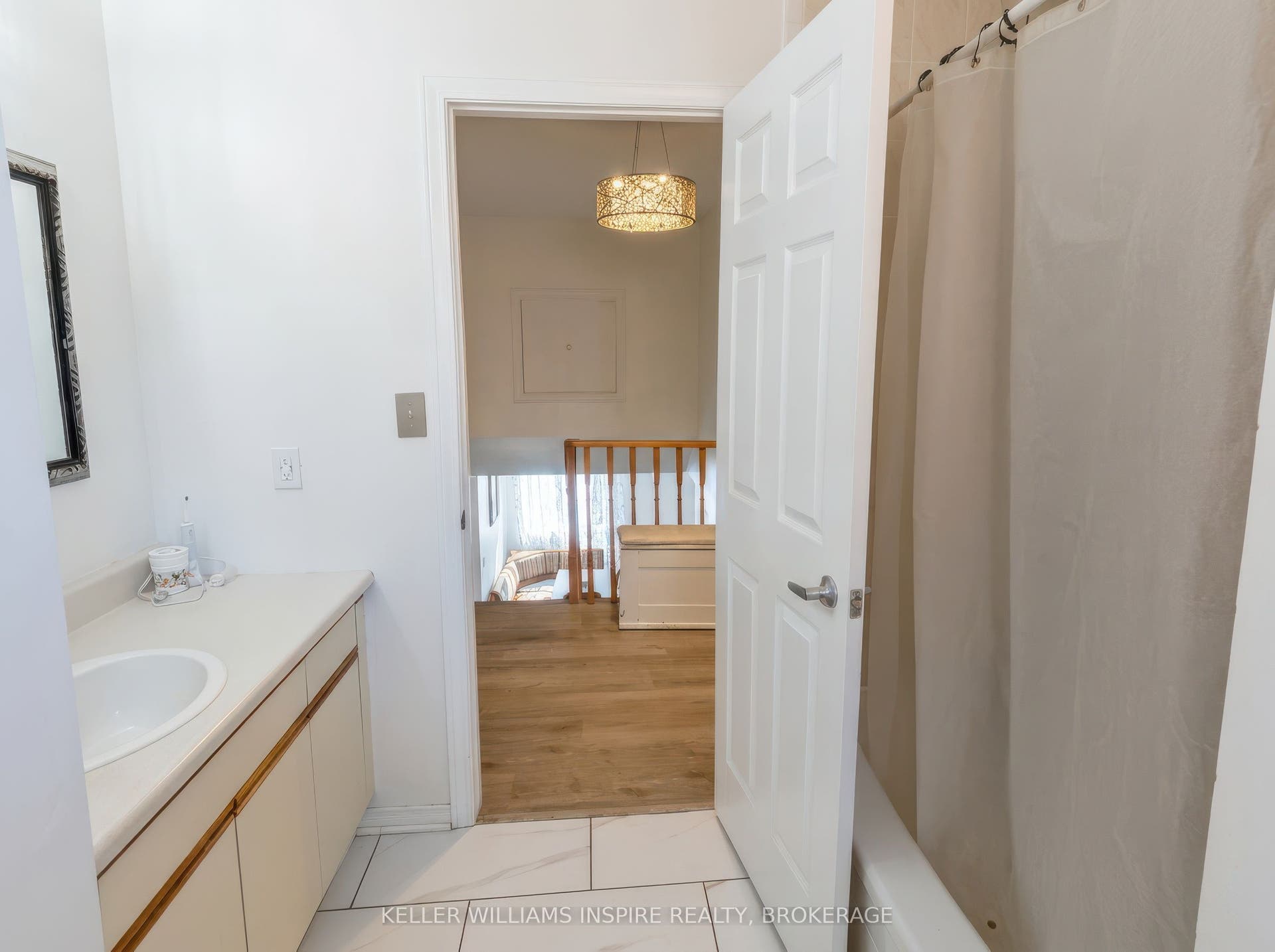 896 Mona Drive, Kingston, Frontenac ON K7P 2H7 896 Mona Drive, Kingston, Frontenac ON K7P 2H7