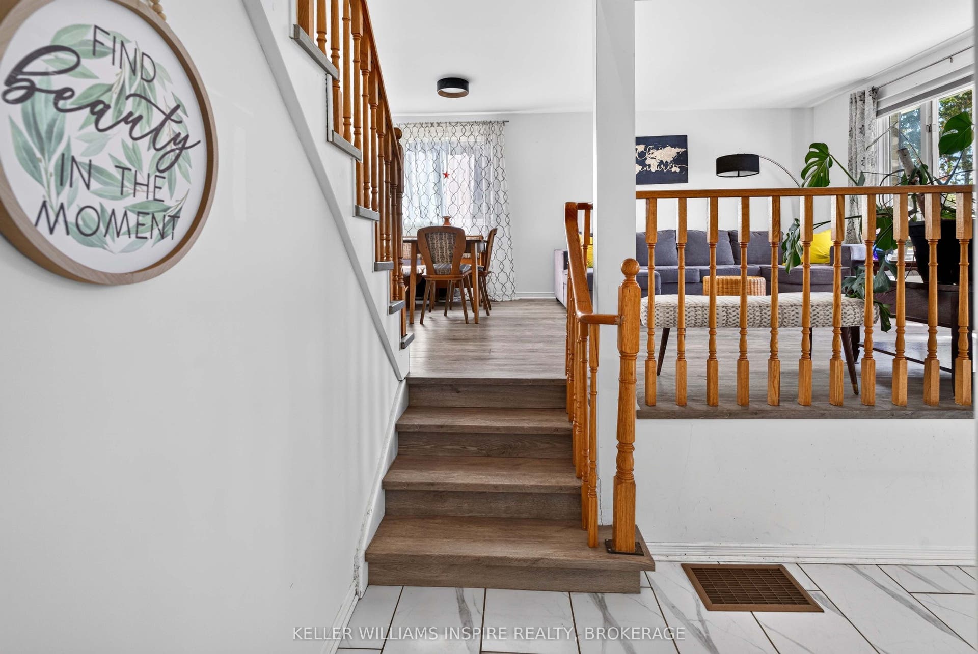 896 Mona Drive, Kingston, Frontenac ON K7P 2H7 896 Mona Drive, Kingston, Frontenac ON K7P 2H7
