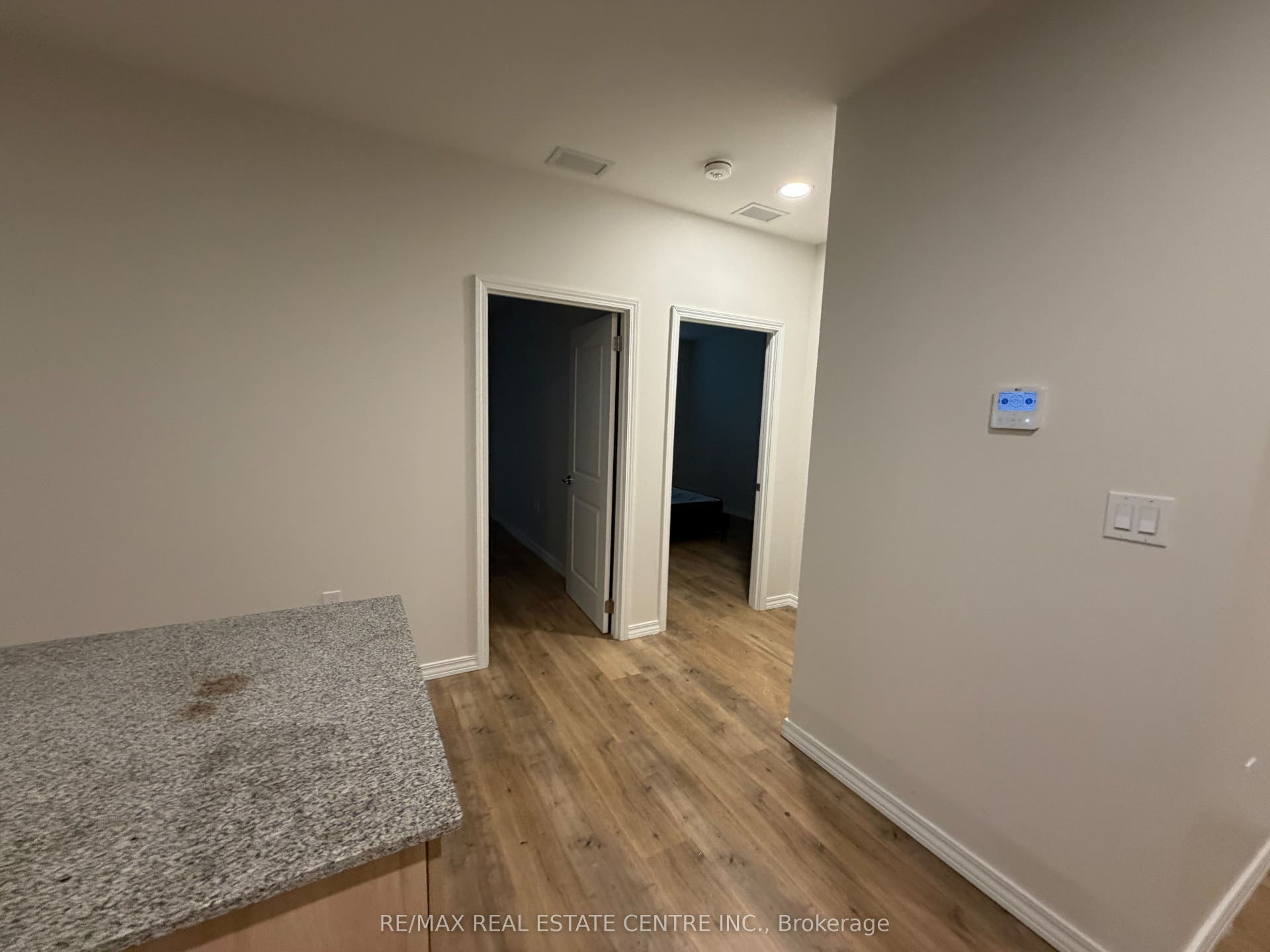 1098 Paisley Road, #105A, Guelph, Wellington ON N1K 0E3 1098 Paisley Road, #105A, Guelph, Wellington ON N1K 0E3