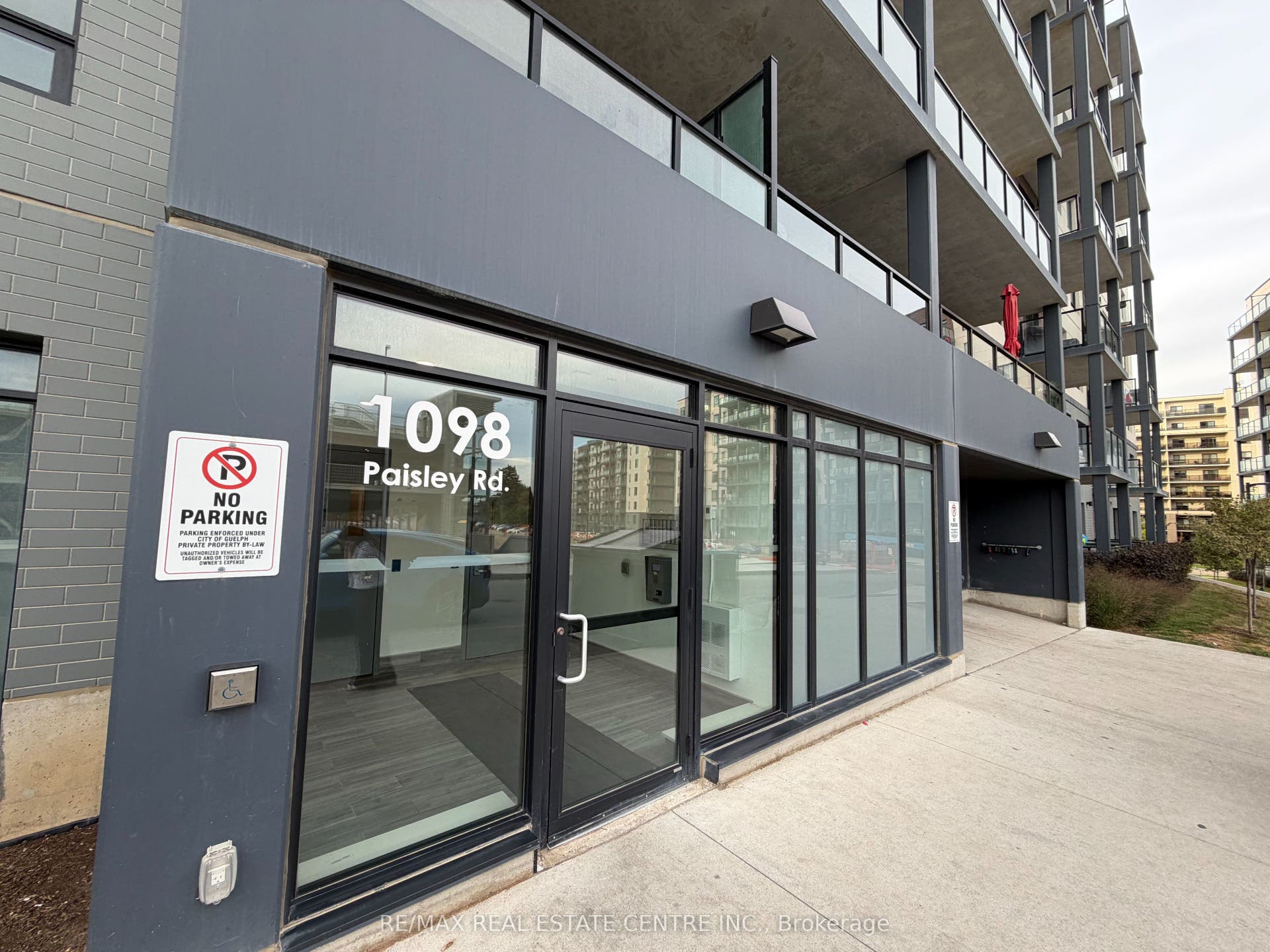 1098 Paisley Road, #105A, Guelph, Wellington ON N1K 0E3 1098 Paisley Road, #105A, Guelph, Wellington ON N1K 0E3