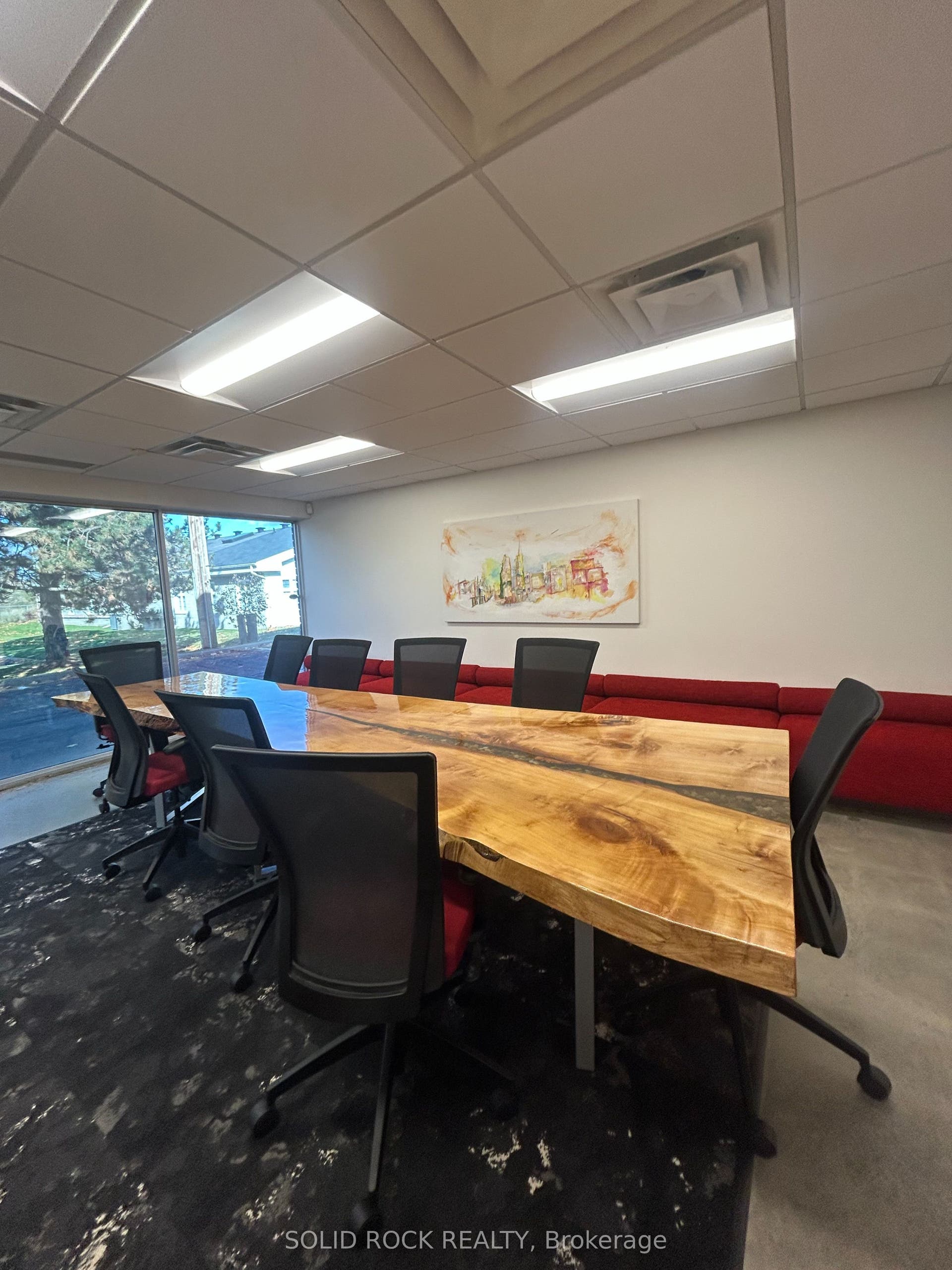 5 Corvus Court, #211, Country Place - Pineglen - Crestview And Area, Ottawa ON K2E 7Z4