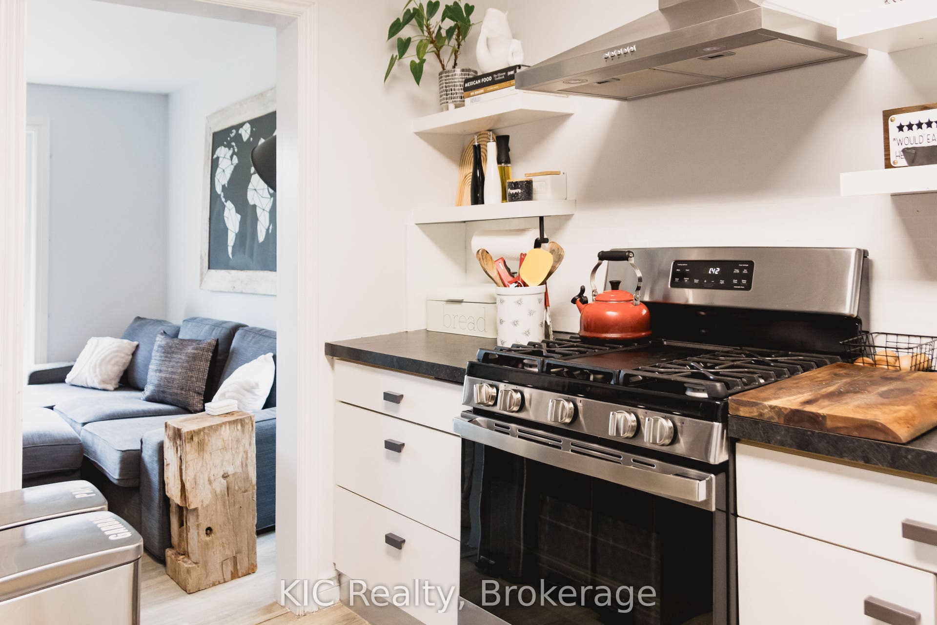 14 Gordon Street, Hamilton Township, Northumberland ON K0K 1C0
