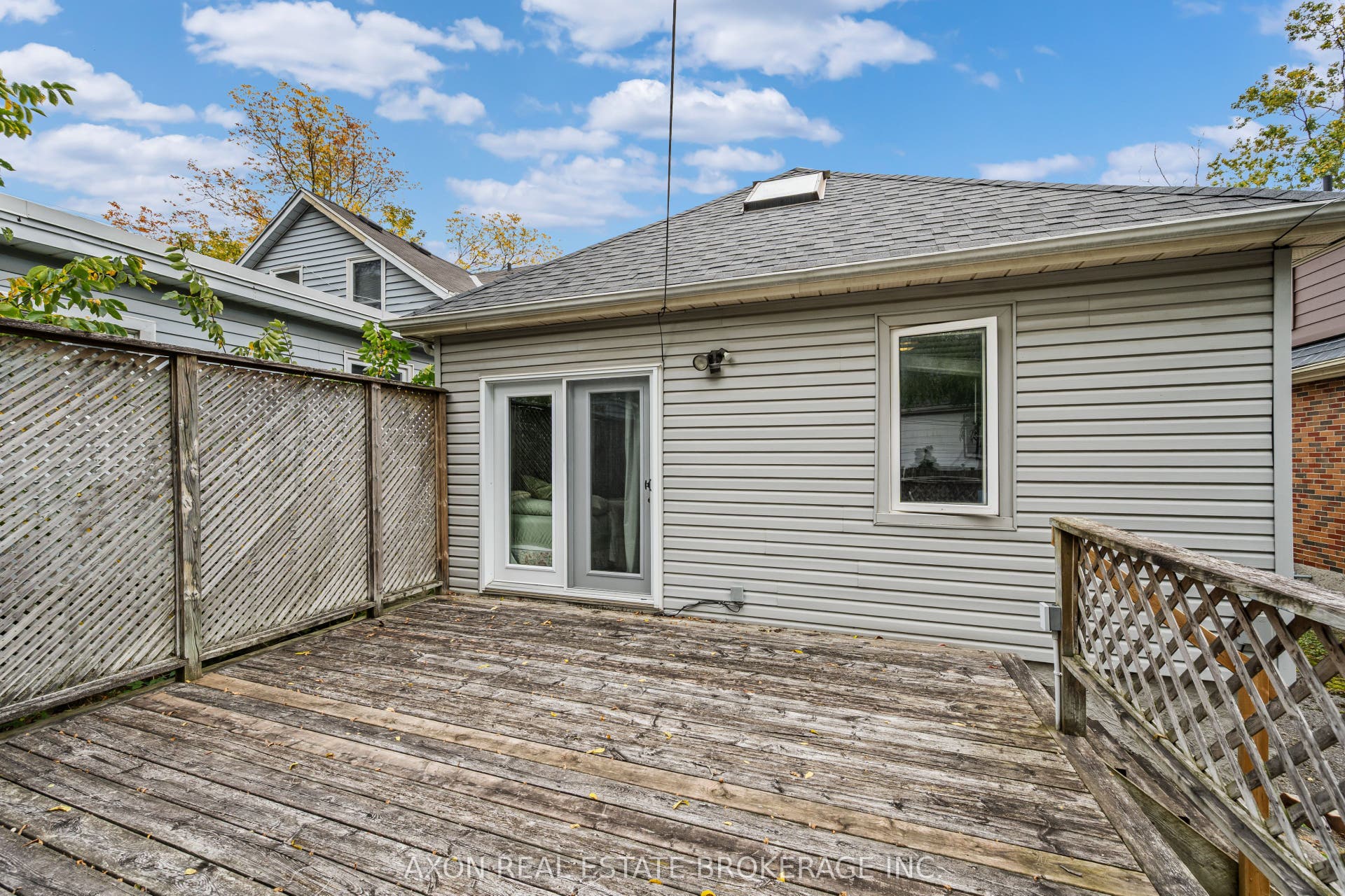 424 VICTORIA Street, Kingston, Frontenac ON K7L 3Z5 424 VICTORIA Street, Kingston, Frontenac ON K7L 3Z5