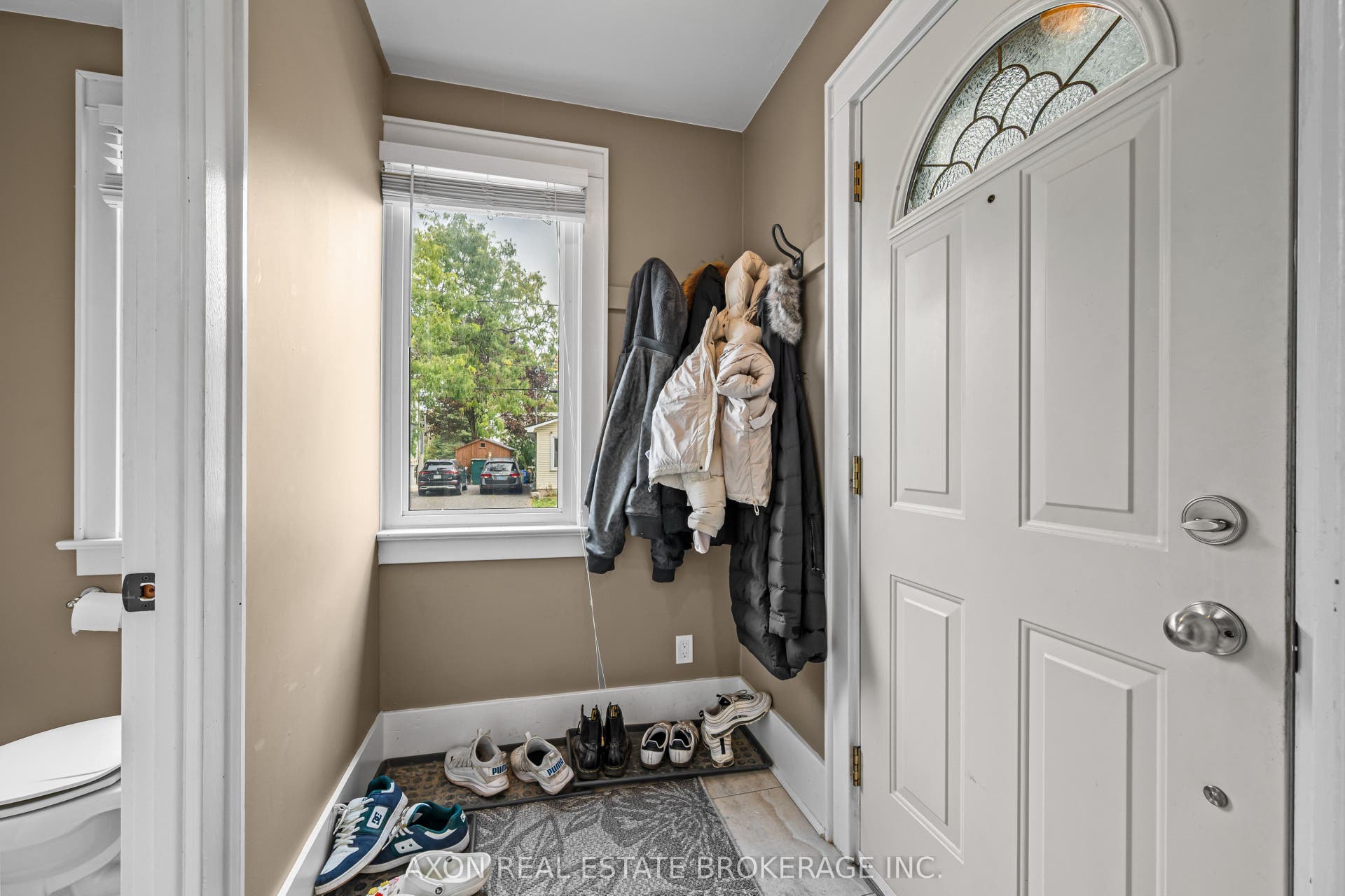 424 VICTORIA Street, Kingston, Frontenac ON K7L 3Z5 424 VICTORIA Street, Kingston, Frontenac ON K7L 3Z5