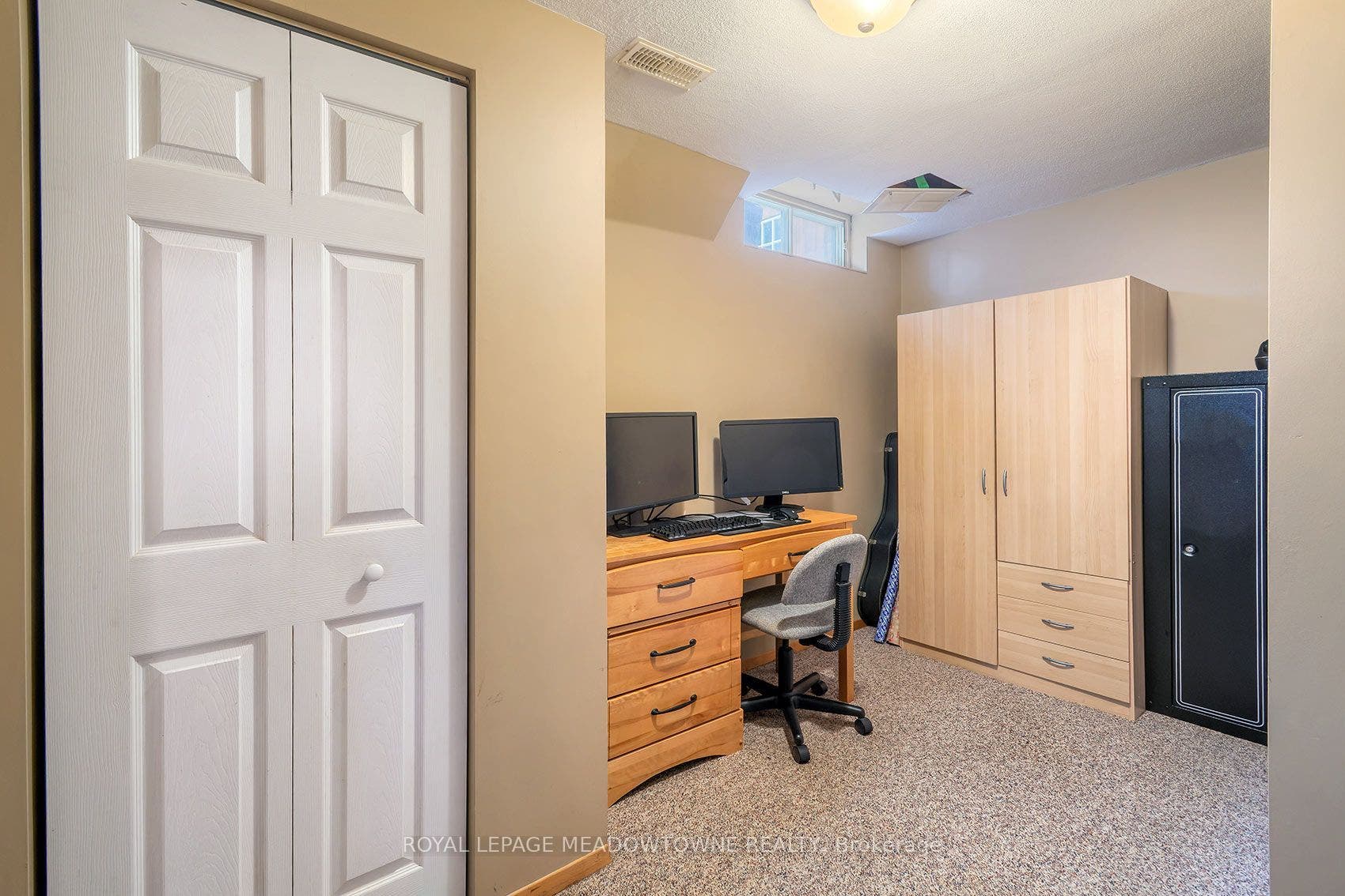209 Elmira Road S, Guelph, Wellington ON N1K 1R2 209 Elmira Road S, Guelph, Wellington ON N1K 1R2