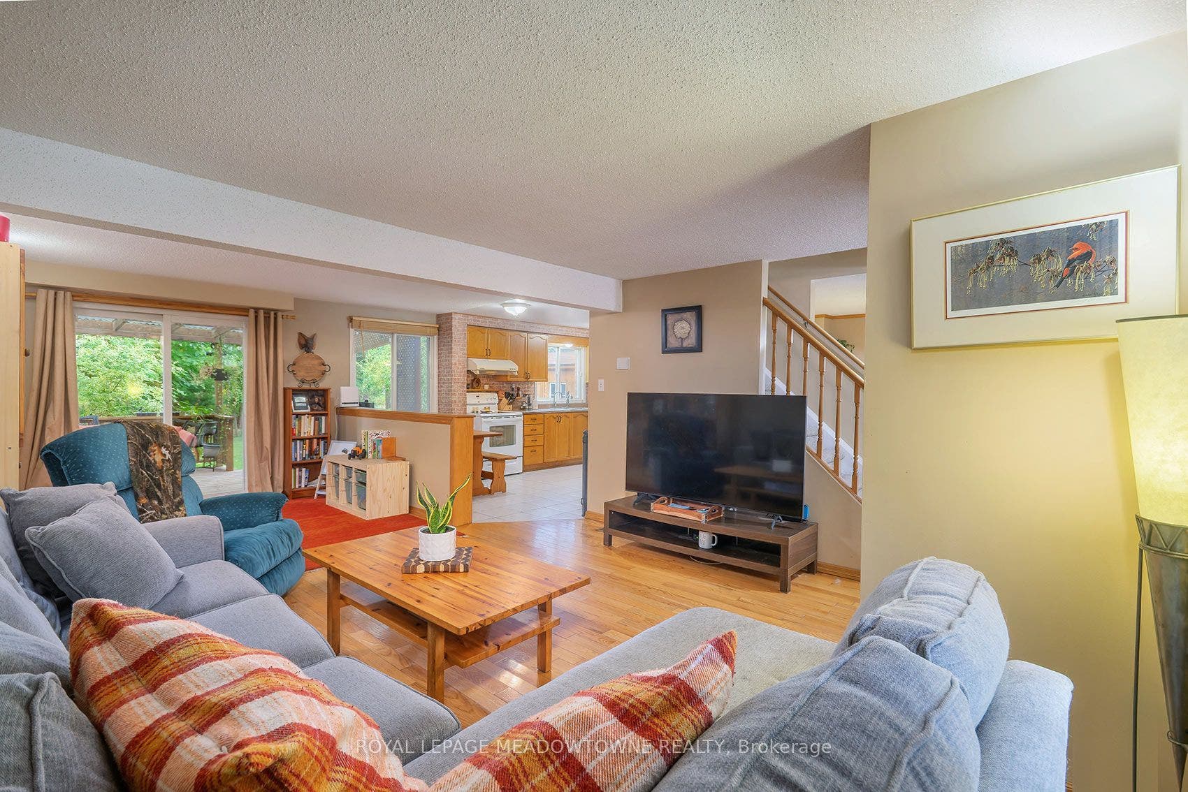 209 Elmira Road S, Guelph, Wellington ON N1K 1R2 209 Elmira Road S, Guelph, Wellington ON N1K 1R2