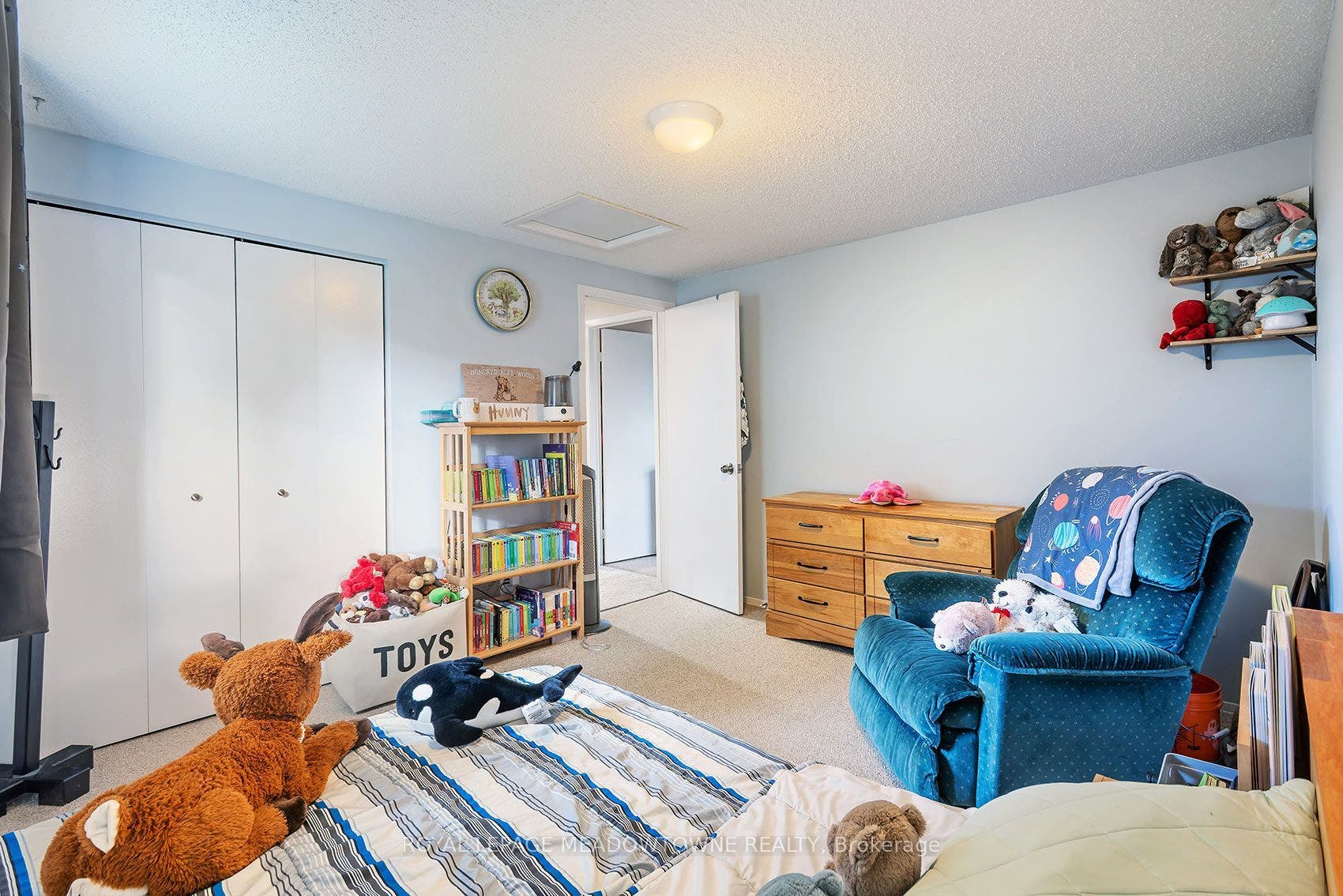 209 Elmira Road S, Guelph, Wellington ON N1K 1R2 209 Elmira Road S, Guelph, Wellington ON N1K 1R2