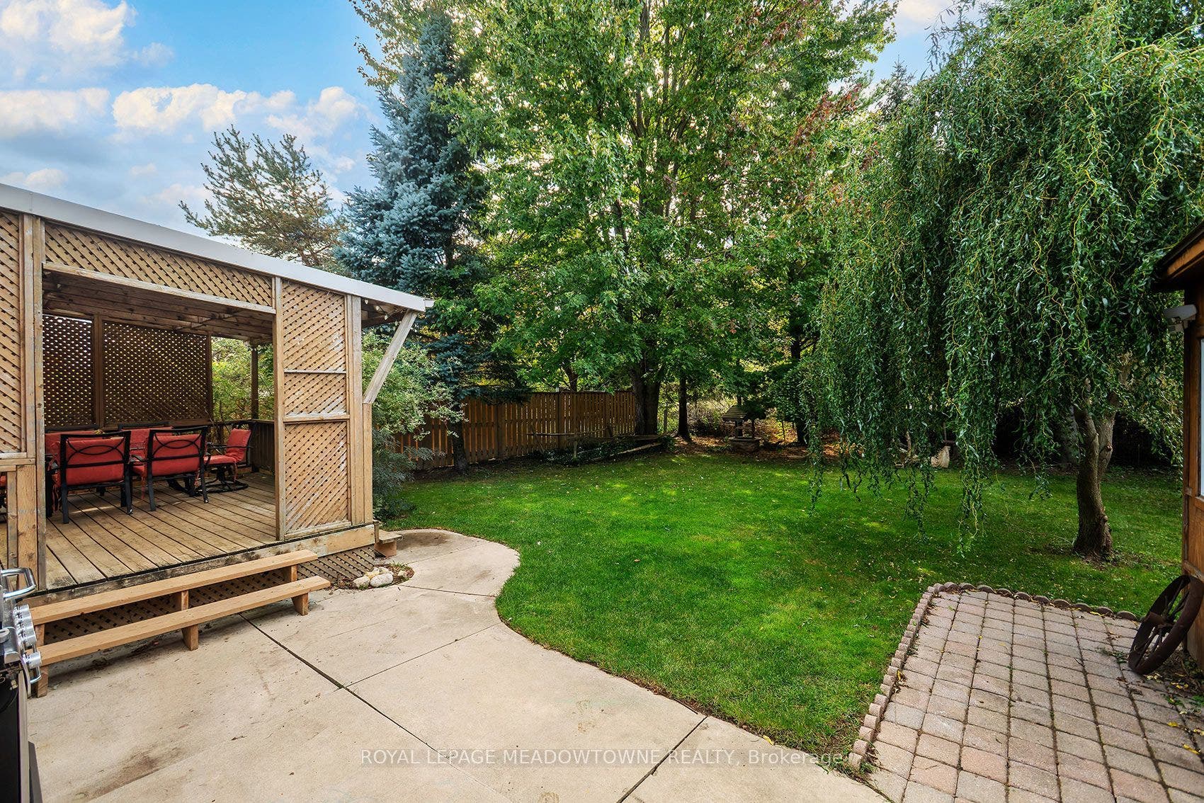 209 Elmira Road S, Guelph, Wellington ON N1K 1R2 209 Elmira Road S, Guelph, Wellington ON N1K 1R2