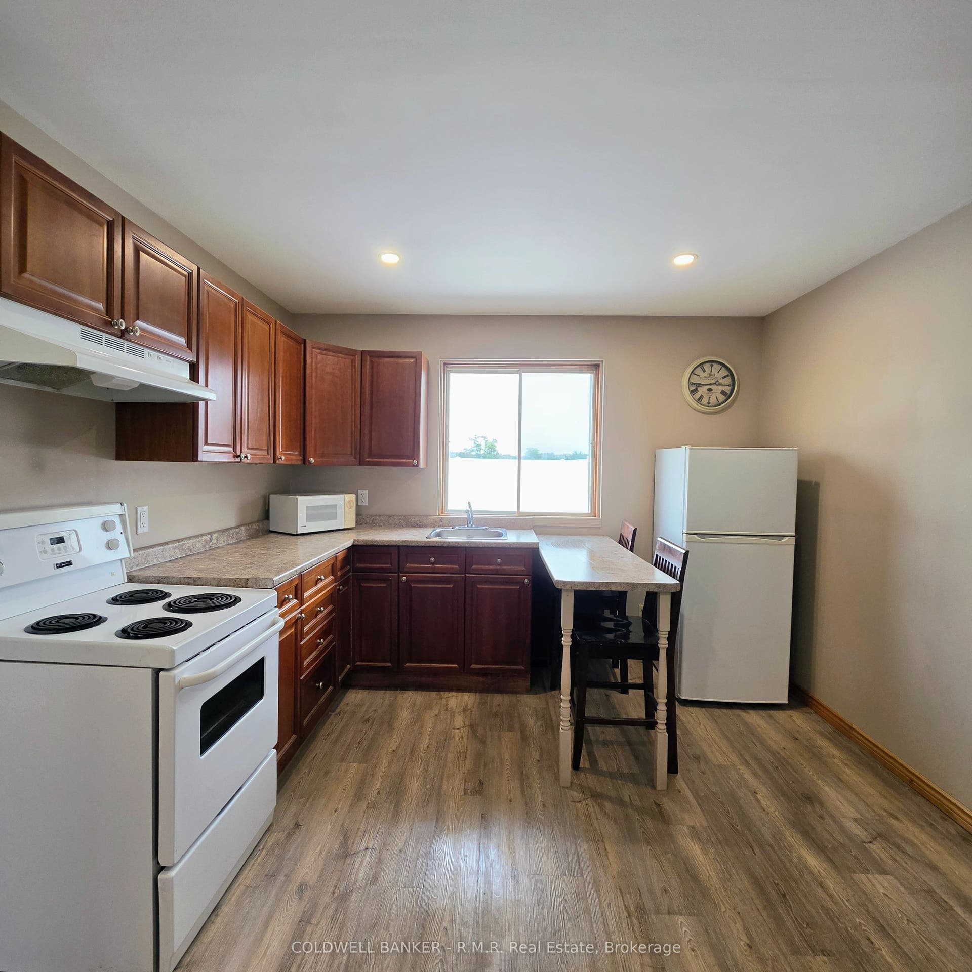 1024 Division Street, #2, Cobourg, Northumberland ON K9A 5Y5