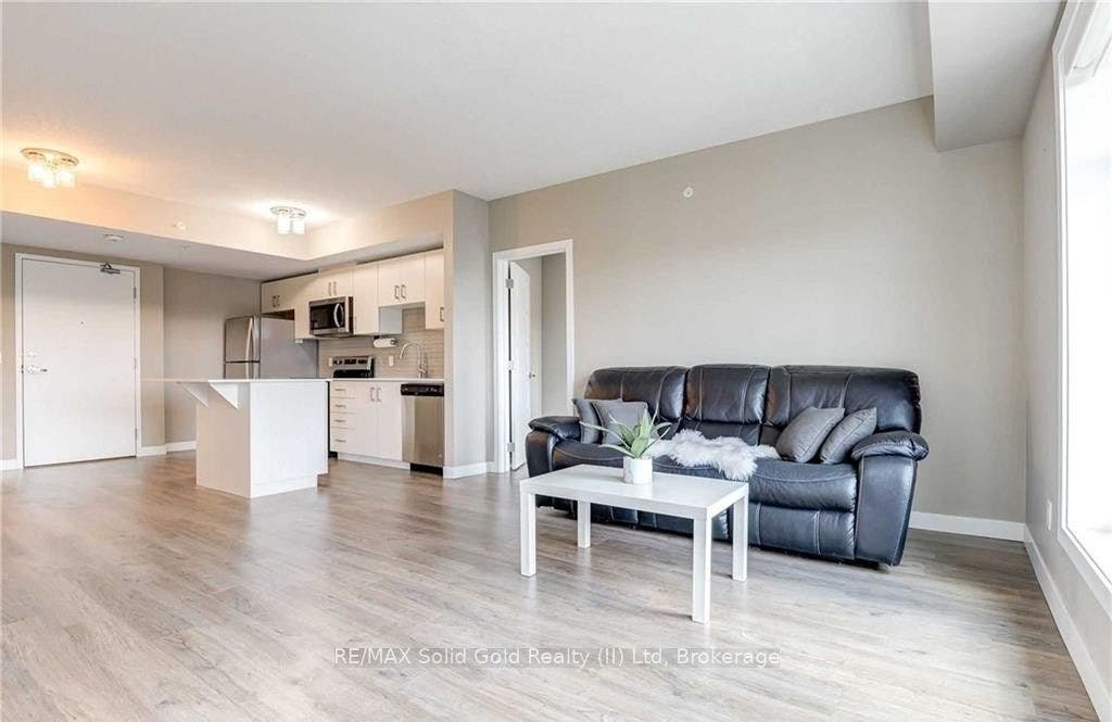 175 Commonwealth Street, #401, Kitchener, Waterloo ON N2E 4K8 175 Commonwealth Street, #401, Kitchener, Waterloo ON N2E 4K8