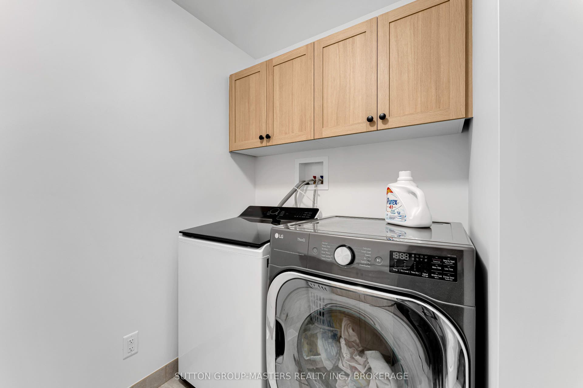 1283 Delancey Drive, Kingston, Frontenac ON K7M 0H5