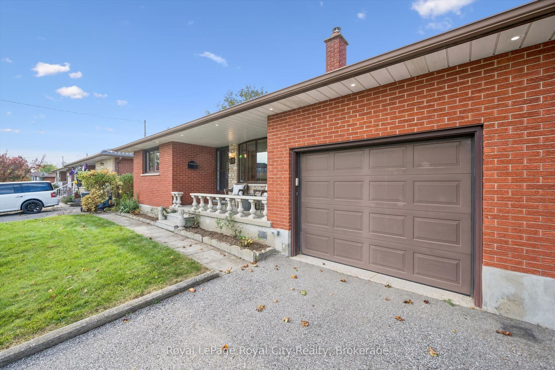27 Palermo Crescent, Guelph, Wellington ON N1E 2J8 27 Palermo Crescent, Guelph, Wellington ON N1E 2J8