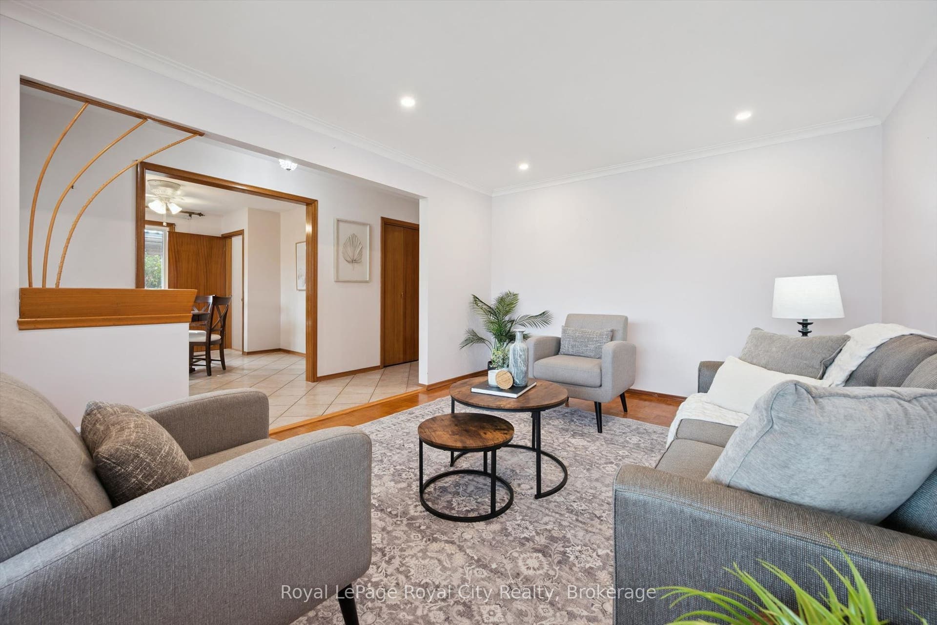 27 Palermo Crescent, Guelph, Wellington ON N1E 2J8 27 Palermo Crescent, Guelph, Wellington ON N1E 2J8