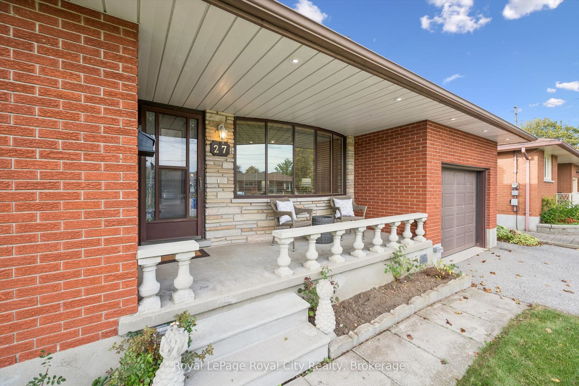 27 Palermo Crescent, Guelph, Wellington ON N1E 2J8 27 Palermo Crescent, Guelph, Wellington ON N1E 2J8