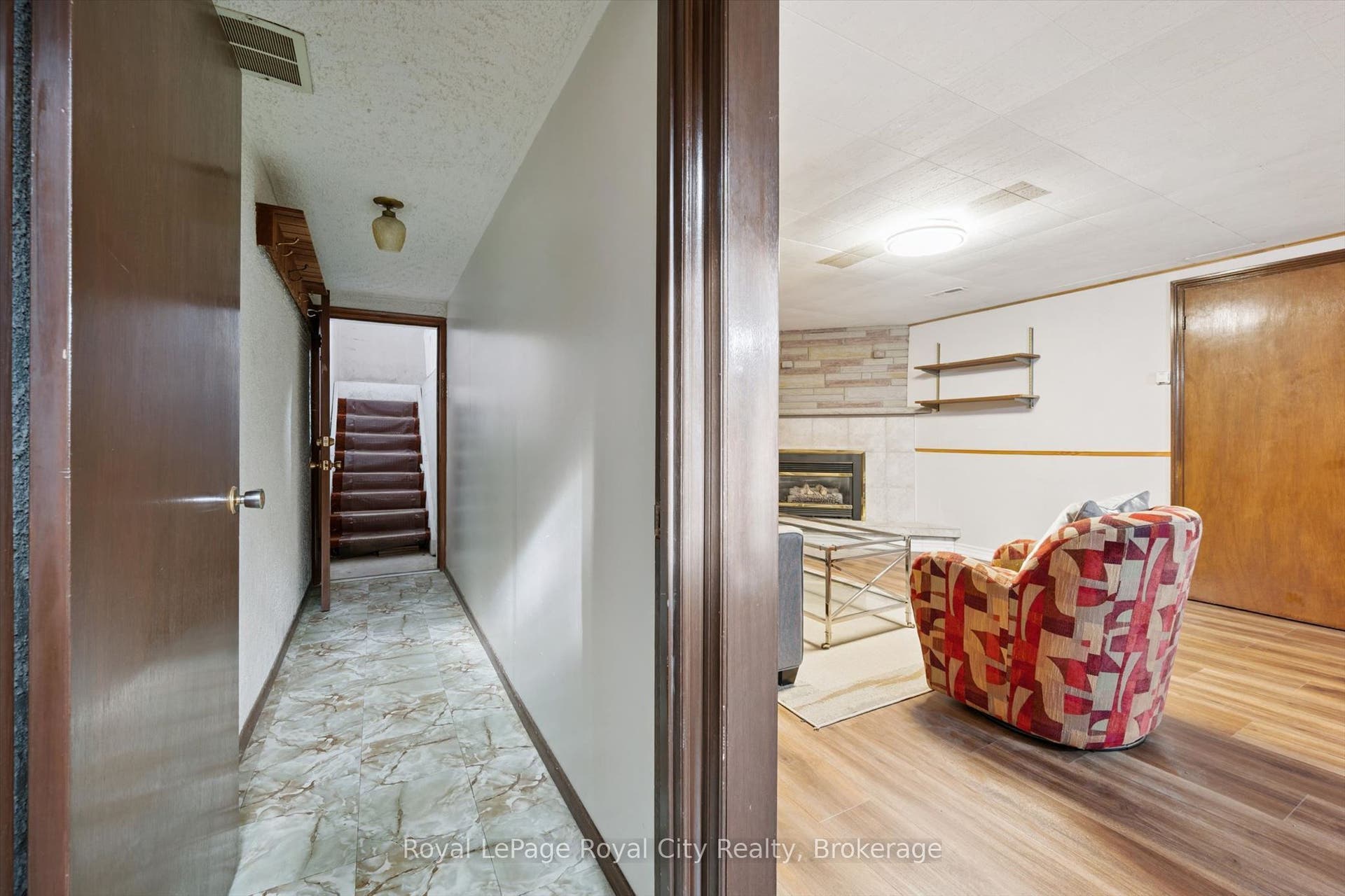 27 Palermo Crescent, Guelph, Wellington ON N1E 2J8 27 Palermo Crescent, Guelph, Wellington ON N1E 2J8