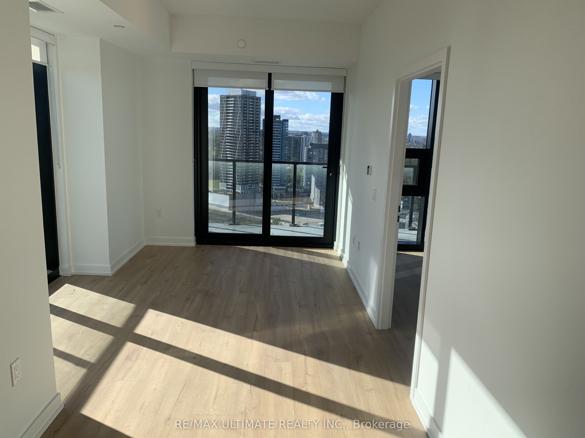 30 Francis Street S, #2901, Kitchener, Waterloo ON N2G 1H7