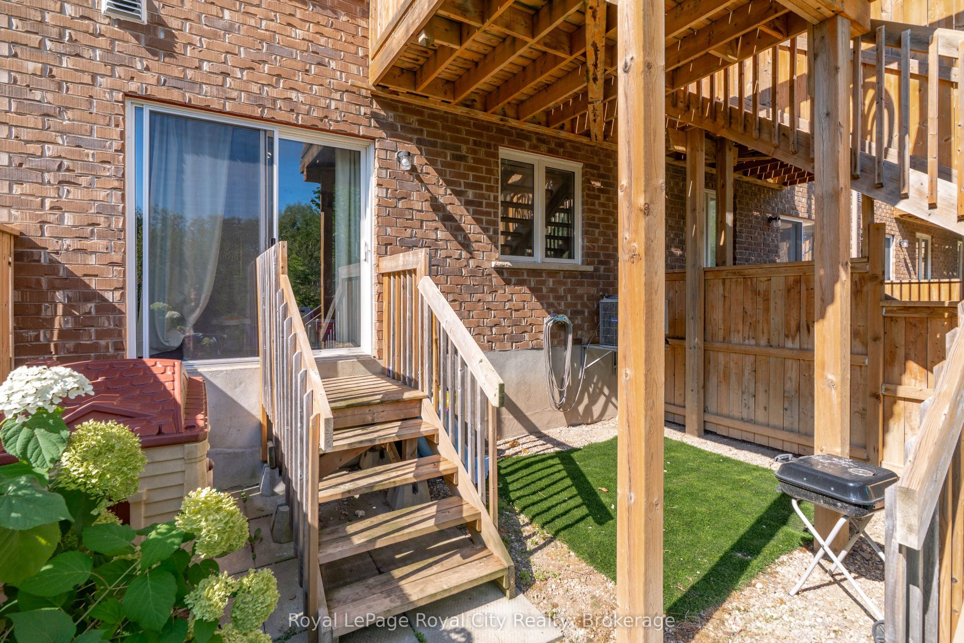 269 Watson Parkway N, #7, Guelph, Wellington ON N1E 0R3 269 Watson Parkway N, #7, Guelph, Wellington ON N1E 0R3