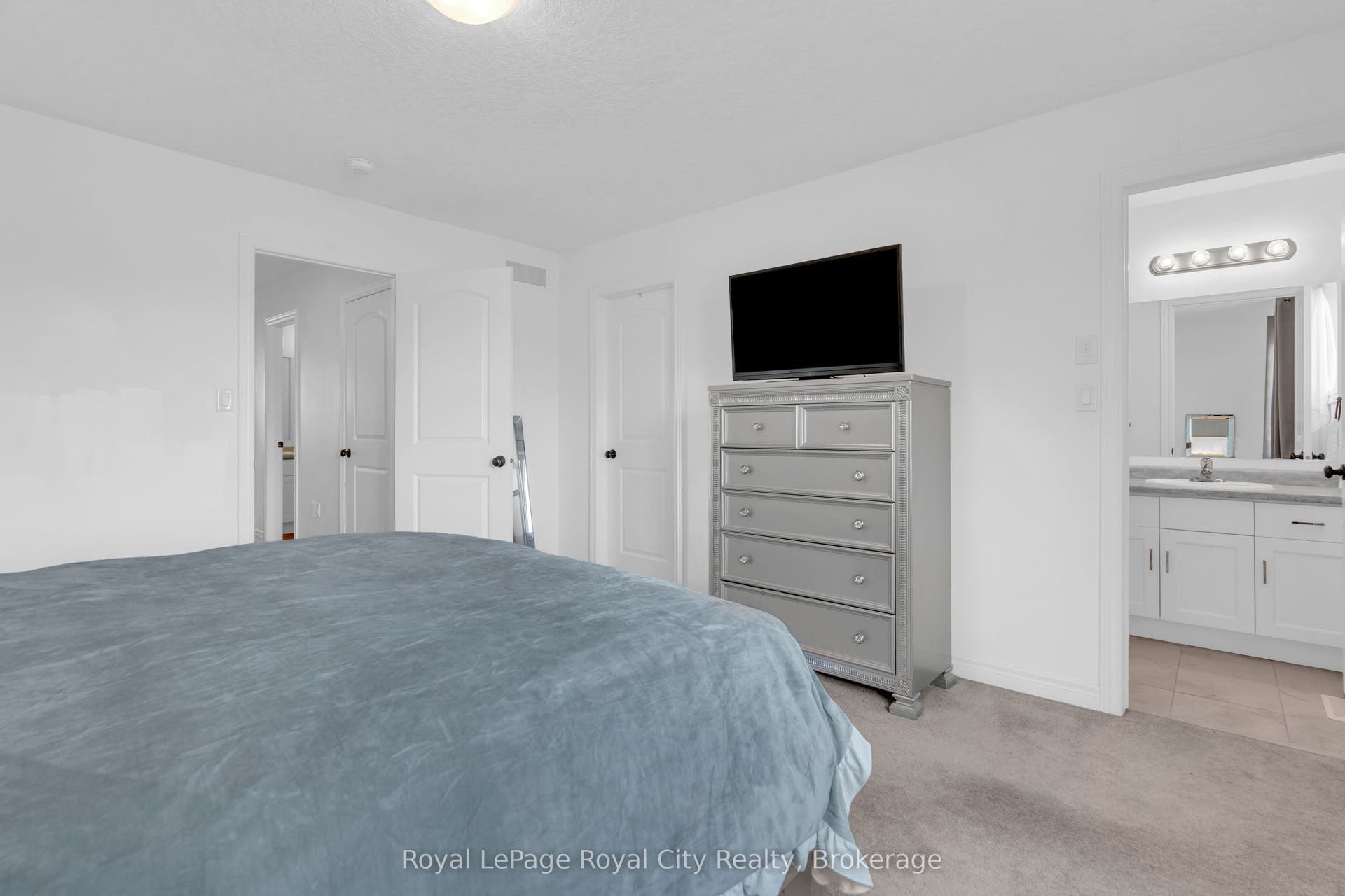 269 Watson Parkway N, #7, Guelph, Wellington ON N1E 0R3 269 Watson Parkway N, #7, Guelph, Wellington ON N1E 0R3