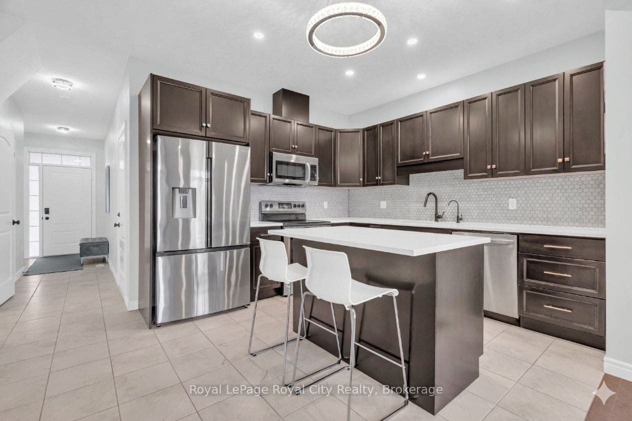 269 Watson Parkway N, #7, Guelph, Wellington ON N1E 0R3 269 Watson Parkway N, #7, Guelph, Wellington ON N1E 0R3