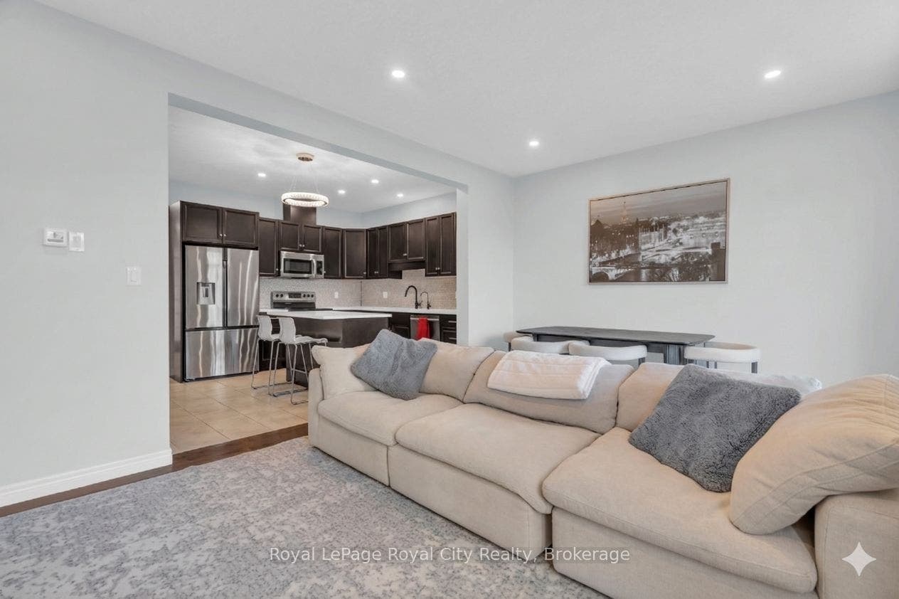 269 Watson Parkway N, #7, Guelph, Wellington ON N1E 0R3 269 Watson Parkway N, #7, Guelph, Wellington ON N1E 0R3