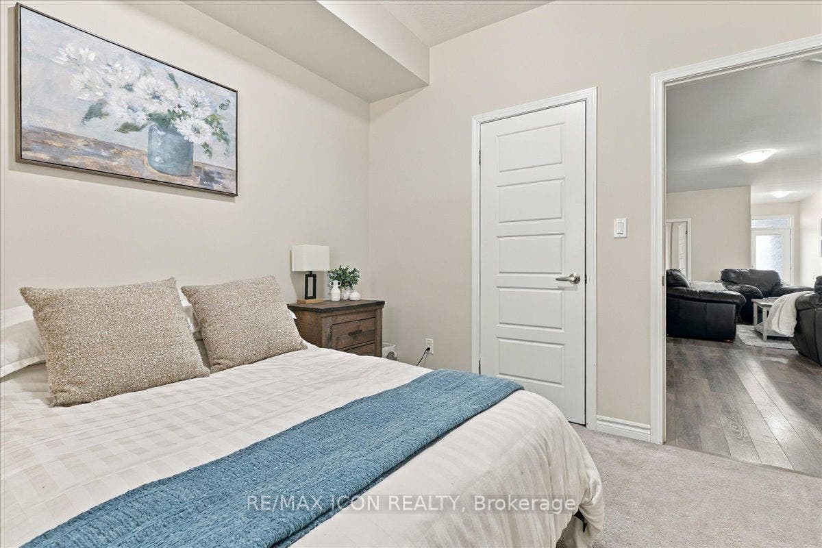 908 Apple Hill Lane, #75, Kitchener, Waterloo ON N2R 0L7 908 Apple Hill Lane, #75, Kitchener, Waterloo ON N2R 0L7
