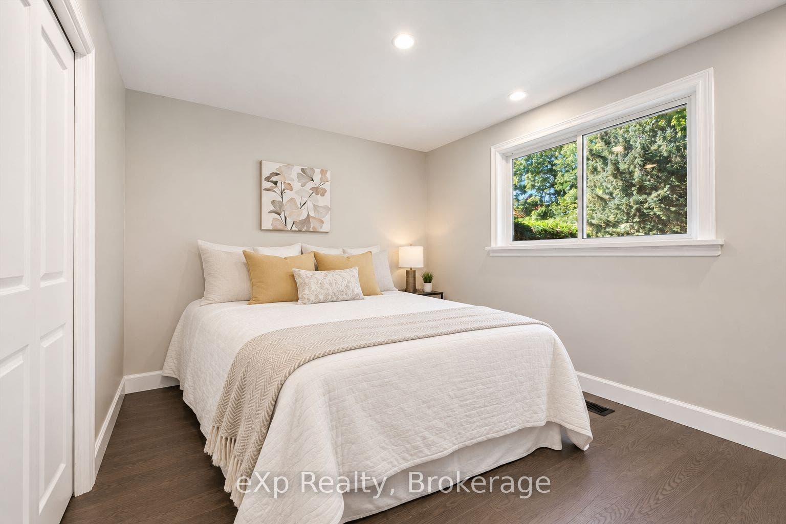 266 Colborne Street, Centre Wellington, Wellington ON N0B 1S0 266 Colborne Street, Centre Wellington, Wellington ON N0B 1S0
