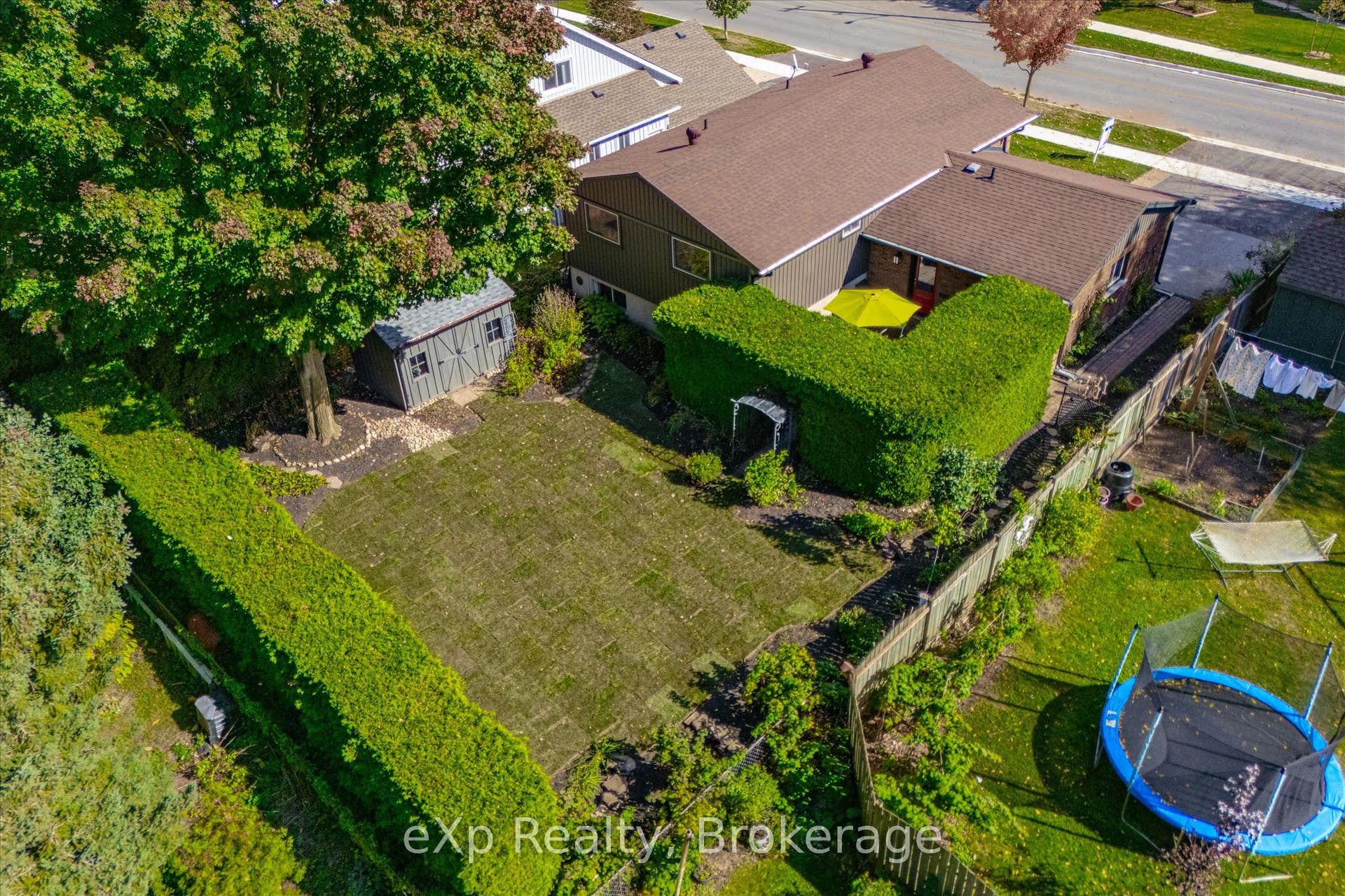 266 Colborne Street, Centre Wellington, Wellington ON N0B 1S0 266 Colborne Street, Centre Wellington, Wellington ON N0B 1S0