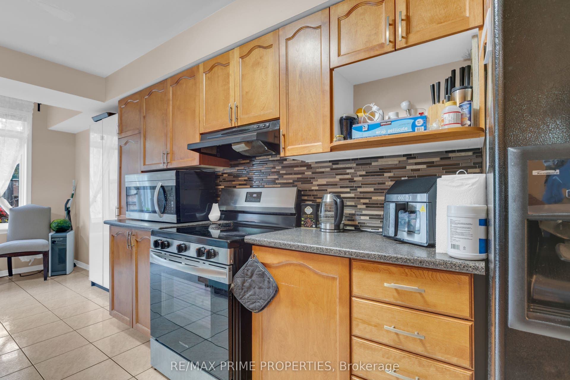 33 Inverkip Avenue, Hunt Club - South Keys And Area, Ottawa ON K1T 4B7