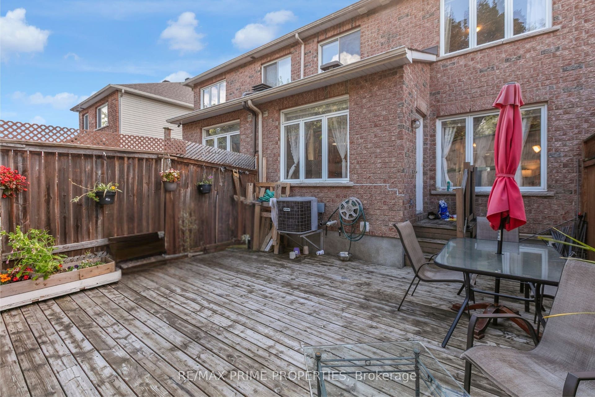 33 Inverkip Avenue, Hunt Club - South Keys And Area, Ottawa ON K1T 4B7