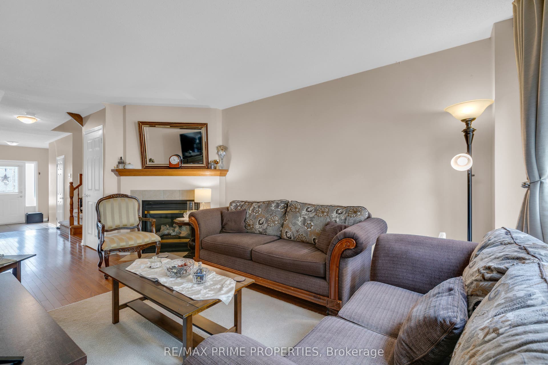 33 Inverkip Avenue, Hunt Club - South Keys And Area, Ottawa ON K1T 4B7