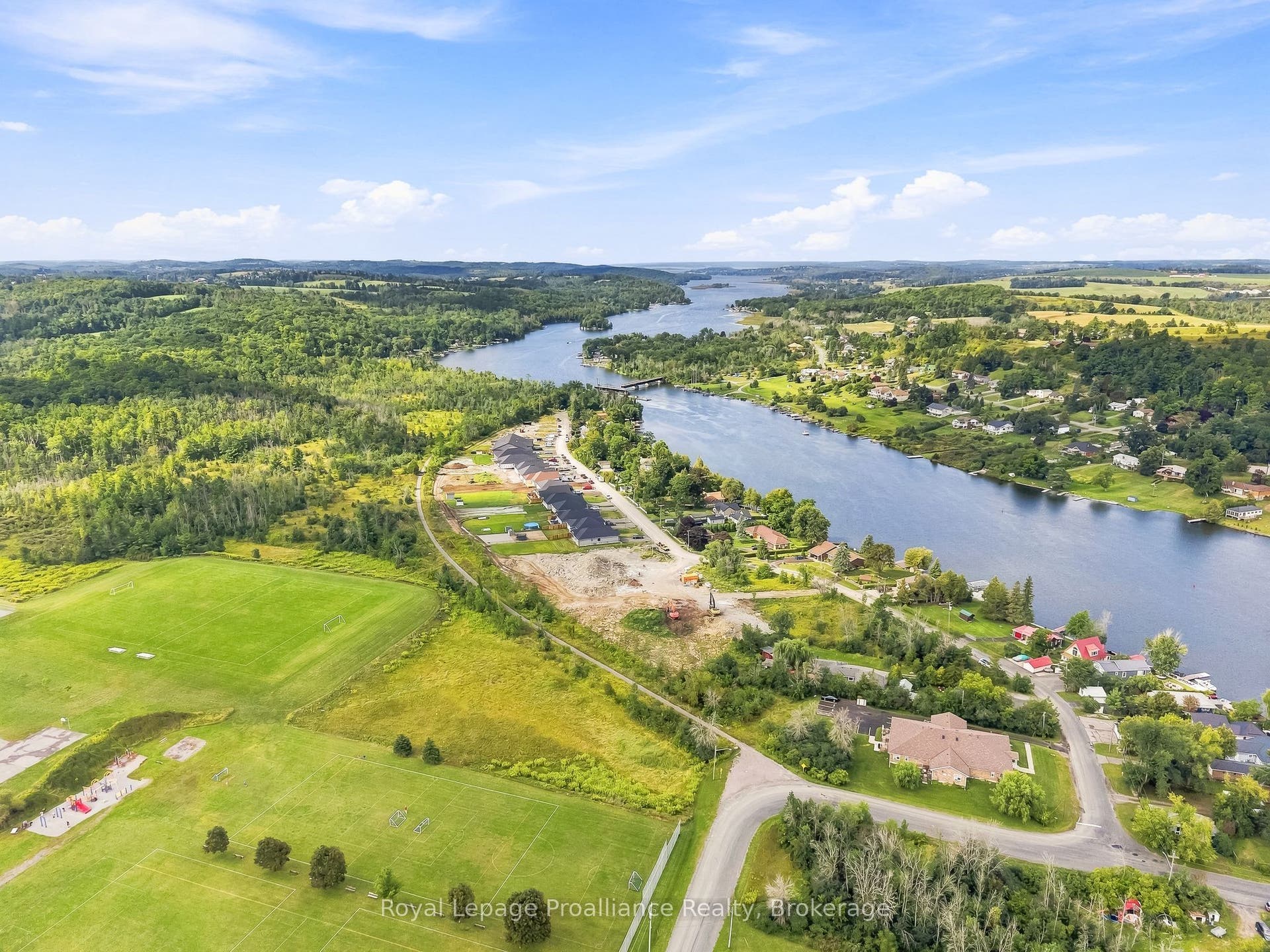 222 Homewood Avenue, Trent Hills, Northumberland ON K0L 1Y0 VIEWS OF TRENT RIVER AND HOMEWOOD ESTATES