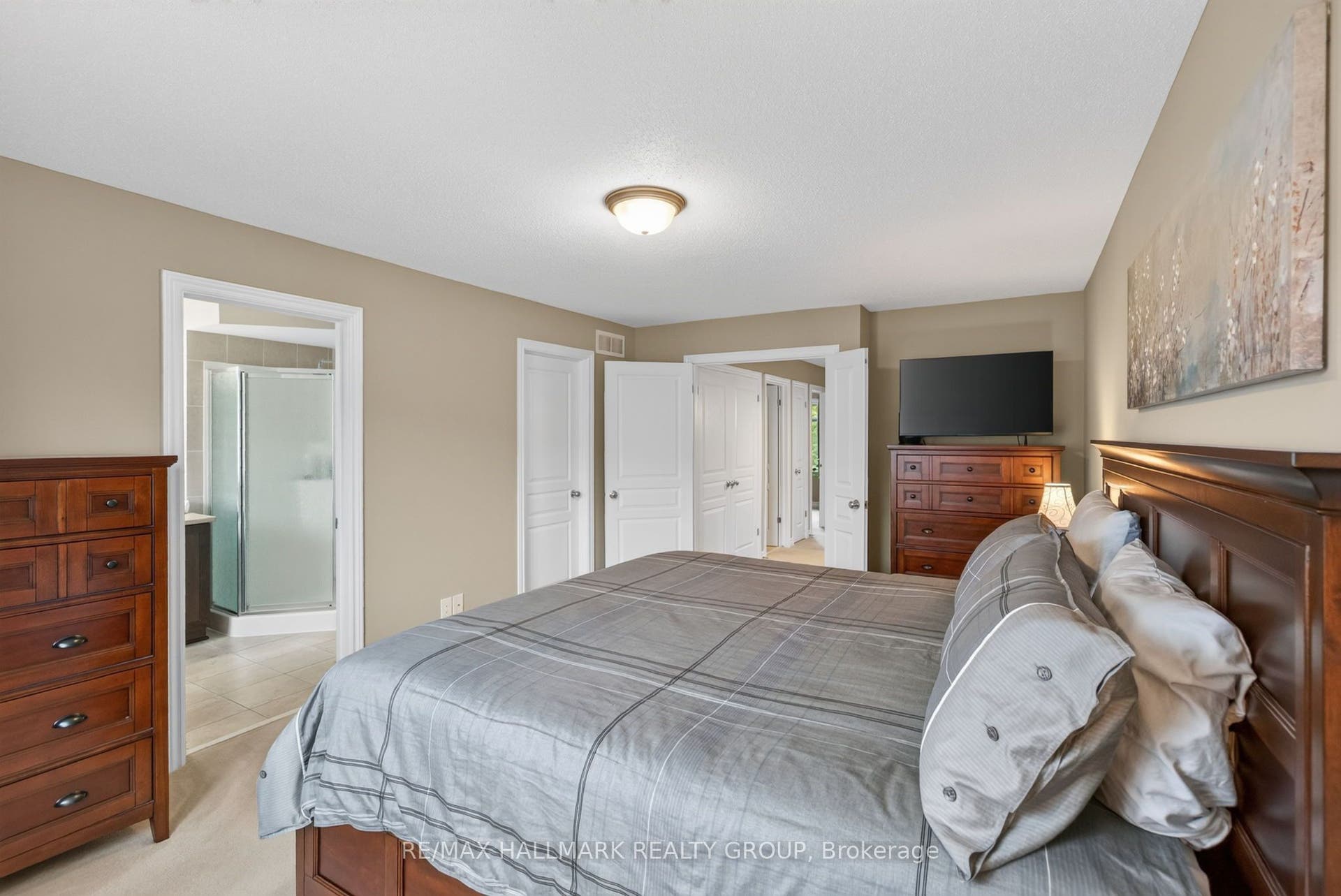 304 Celtic Ridge Crescent, Kanata, Ottawa ON K2W 0B8 Primary bedroom - walk-in closet