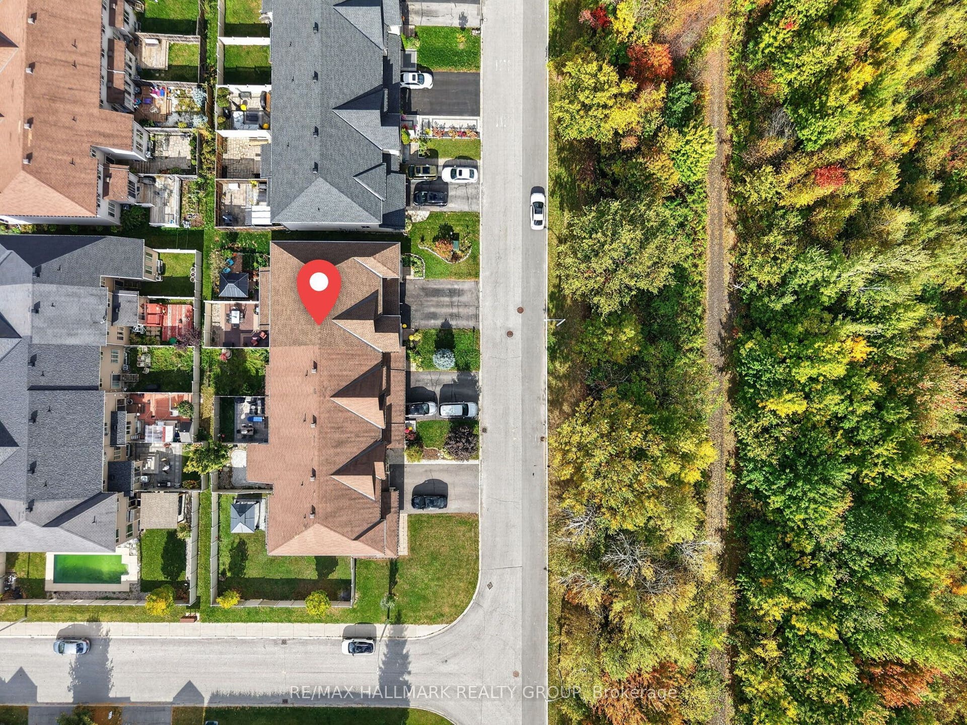 304 Celtic Ridge Crescent, Kanata, Ottawa ON K2W 0B8 private tree lined street