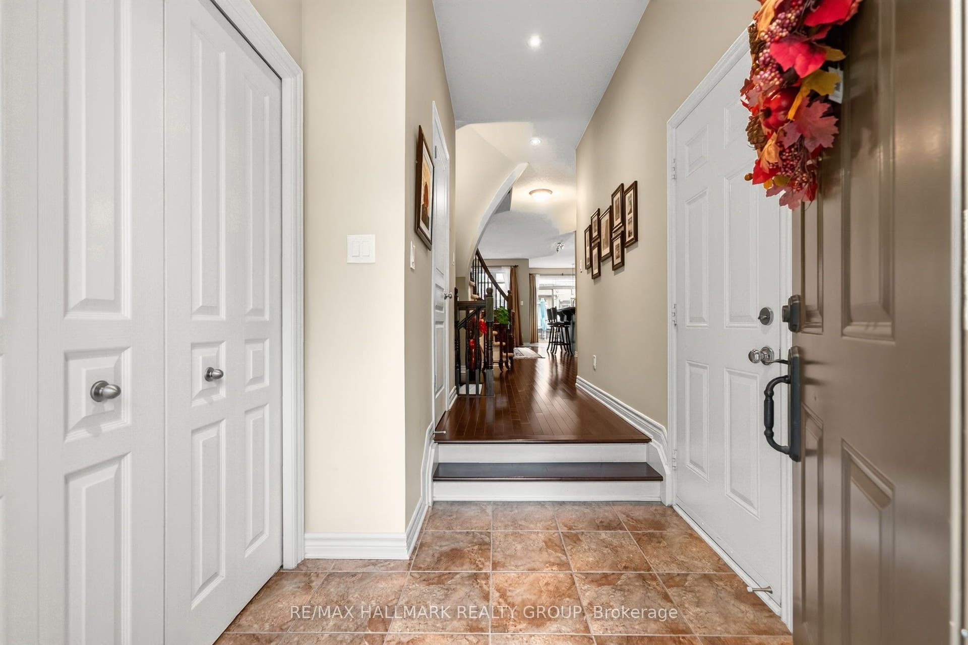 304 Celtic Ridge Crescent, Kanata, Ottawa ON K2W 0B8 304 Celtic Ridge Crescent, Kanata, Ottawa ON K2W 0B8