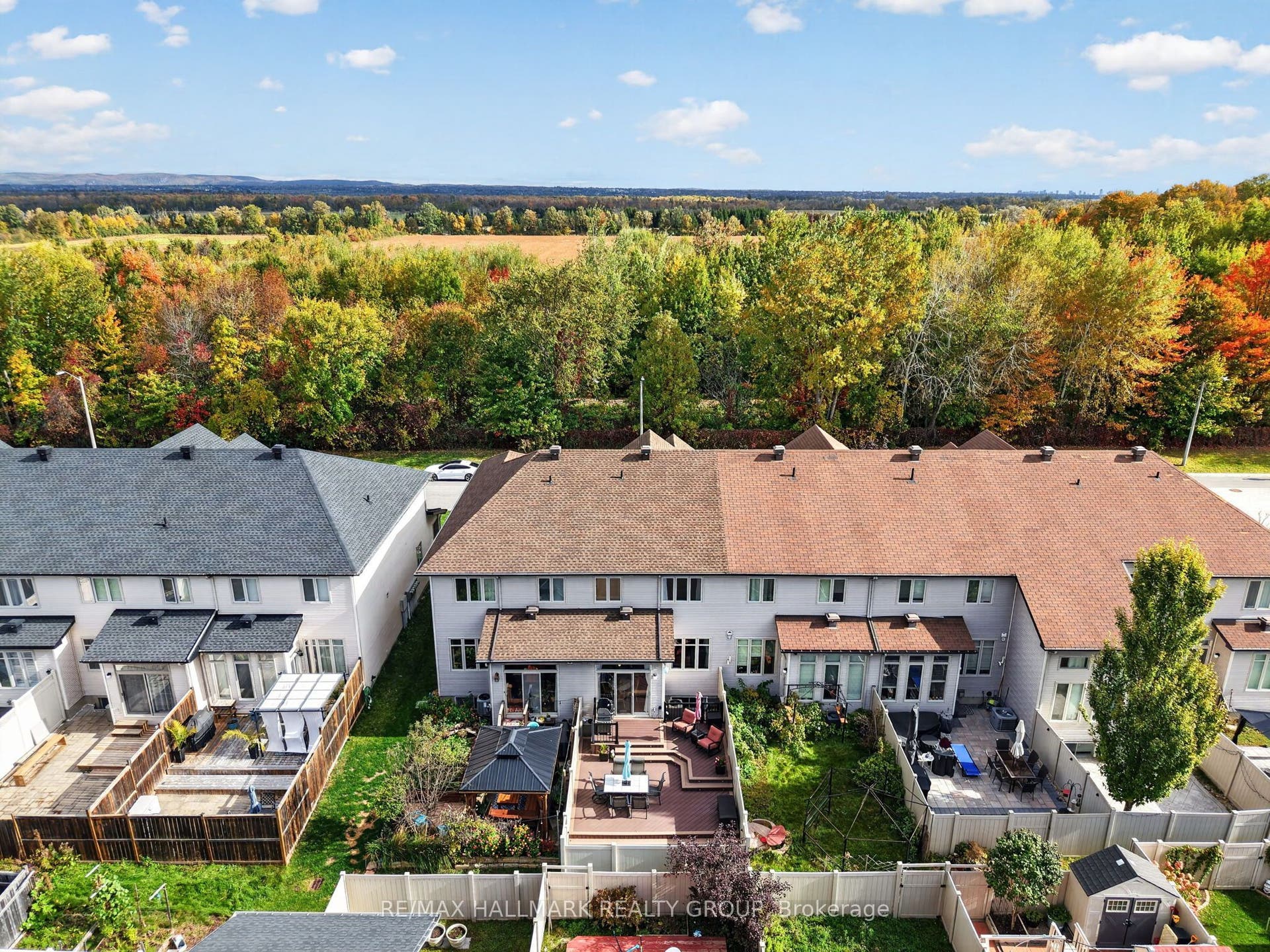 304 Celtic Ridge Crescent, Kanata, Ottawa ON K2W 0B8 No front neighbours!