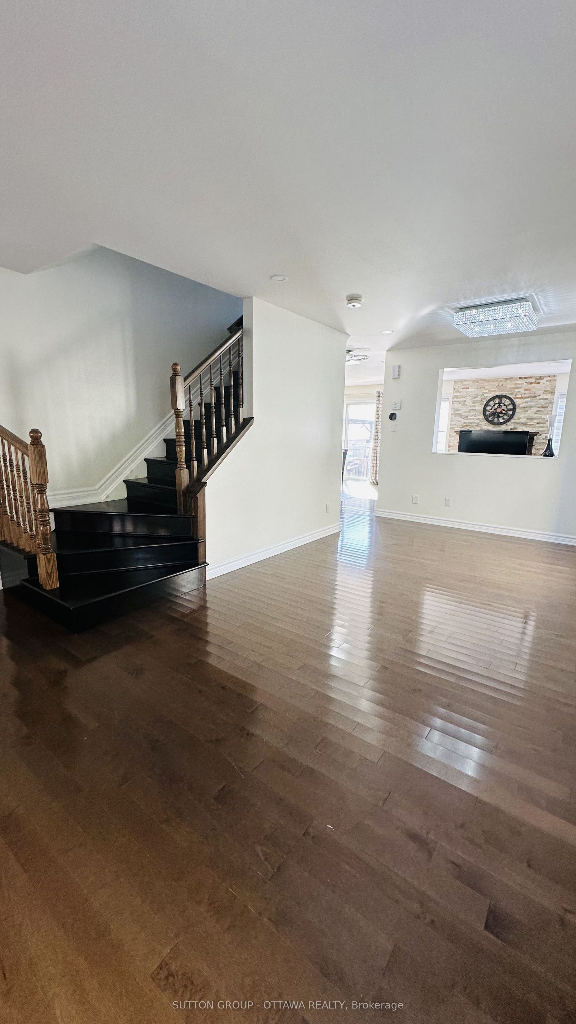 608 Clearbrook Drive, Barrhaven, Ottawa ON K2J 5S2 608 Clearbrook Drive, Barrhaven, Ottawa ON K2J 5S2