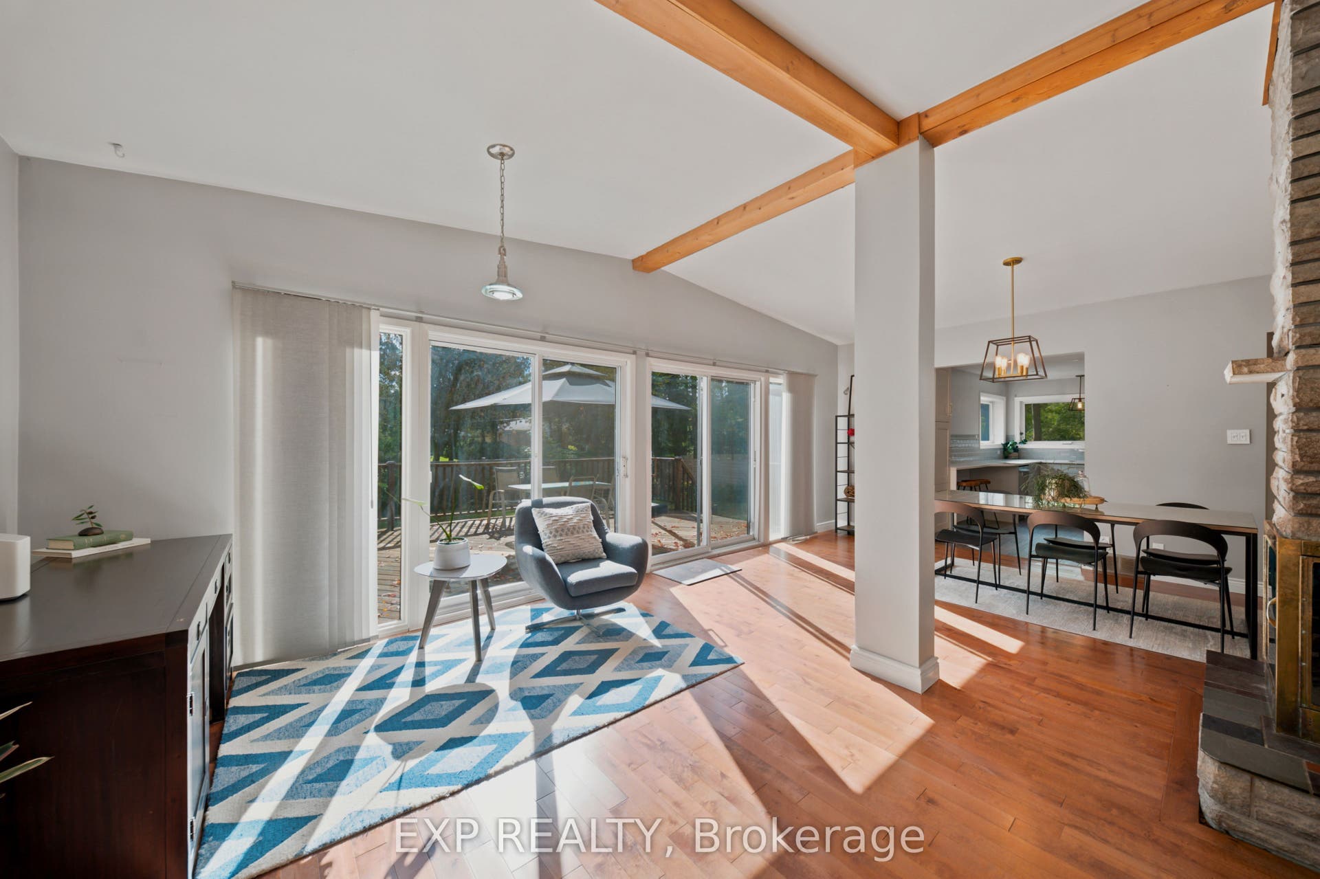 46 Avonlea Road, Tanglewood - Grenfell Glen - Pineglen, Ottawa ON K2G 0J3 46 Avonlea Road, Tanglewood - Grenfell Glen - Pineglen, Ottawa ON K2G 0J3