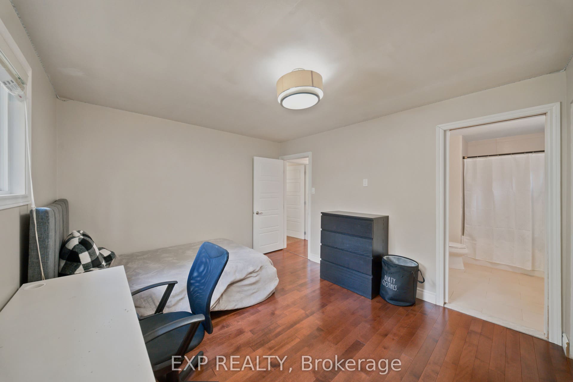46 Avonlea Road, Tanglewood - Grenfell Glen - Pineglen, Ottawa ON K2G 0J3 46 Avonlea Road, Tanglewood - Grenfell Glen - Pineglen, Ottawa ON K2G 0J3