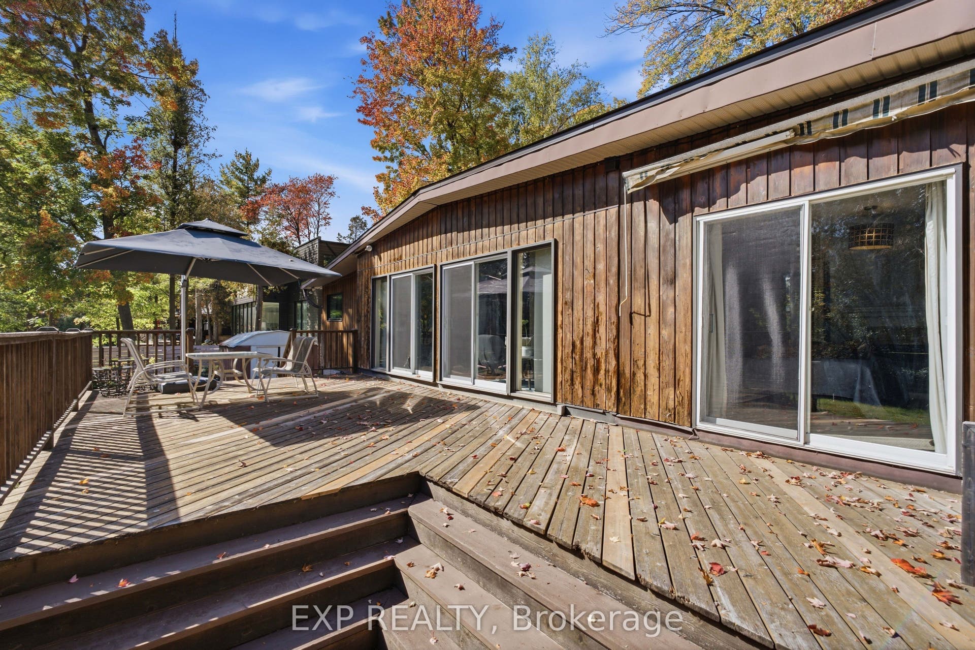 46 Avonlea Road, Tanglewood - Grenfell Glen - Pineglen, Ottawa ON K2G 0J3 46 Avonlea Road, Tanglewood - Grenfell Glen - Pineglen, Ottawa ON K2G 0J3
