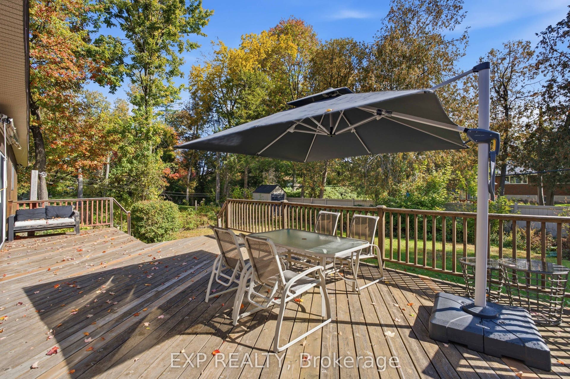 46 Avonlea Road, Tanglewood - Grenfell Glen - Pineglen, Ottawa ON K2G 0J3 46 Avonlea Road, Tanglewood - Grenfell Glen - Pineglen, Ottawa ON K2G 0J3