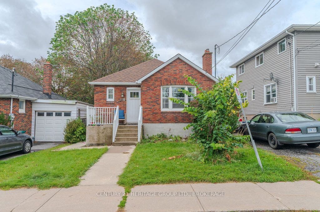 170 Napier Street, Kingston, Frontenac ON K7L 4G5 170 Napier Street, Kingston, Frontenac ON K7L 4G5